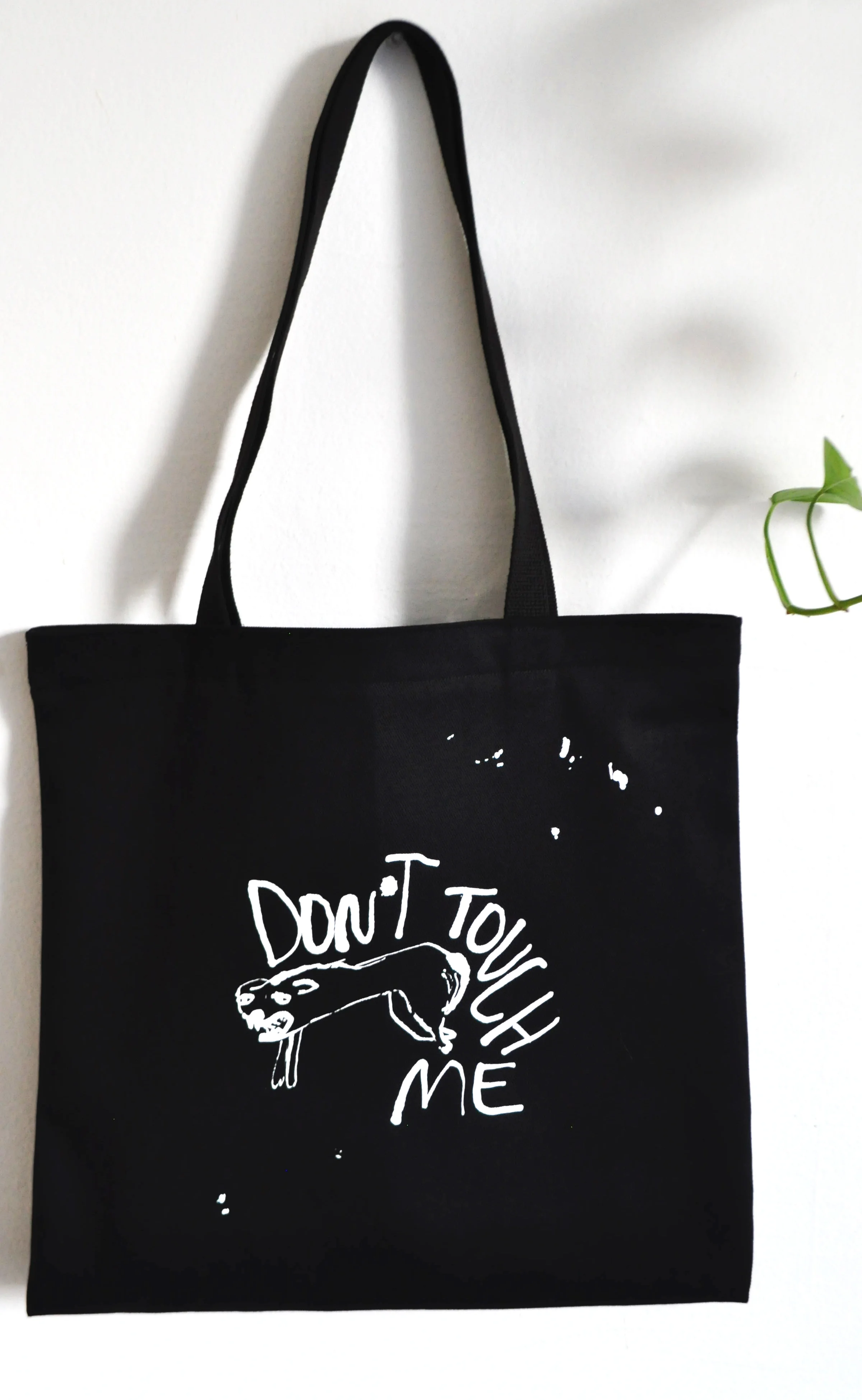 TOTEFERALBLACK1.jpg