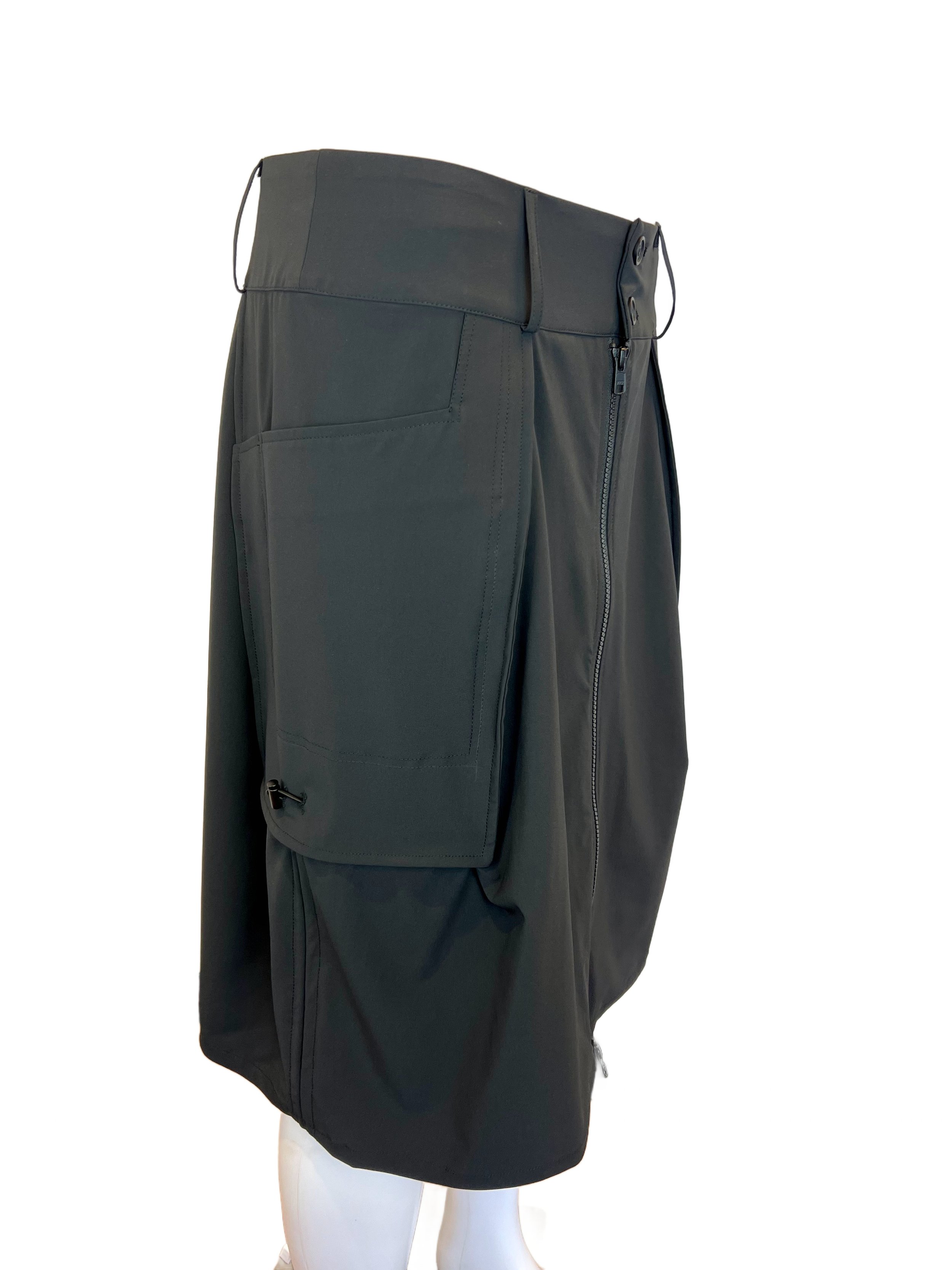FLORENCSKIRTSIDE.jpg