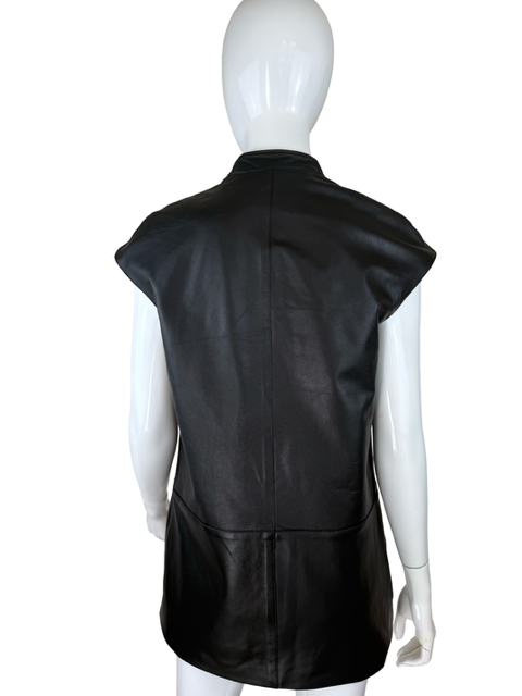blackvestback.png