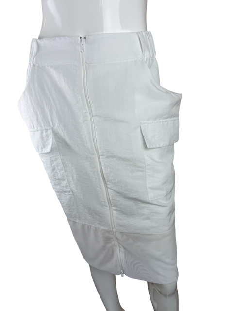 Split SkirtUpclose.png