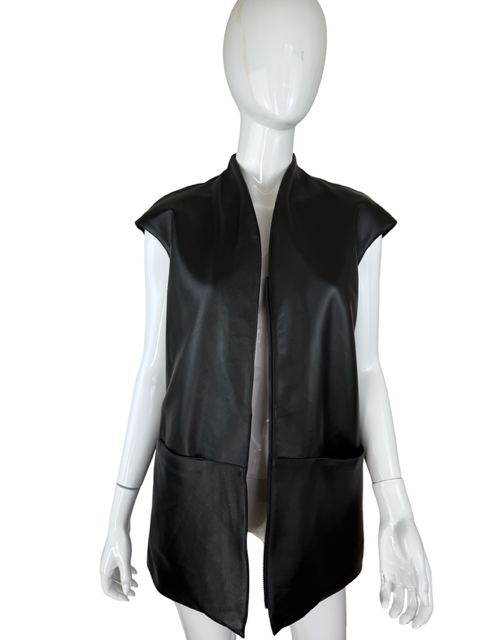 blackvestopen.png