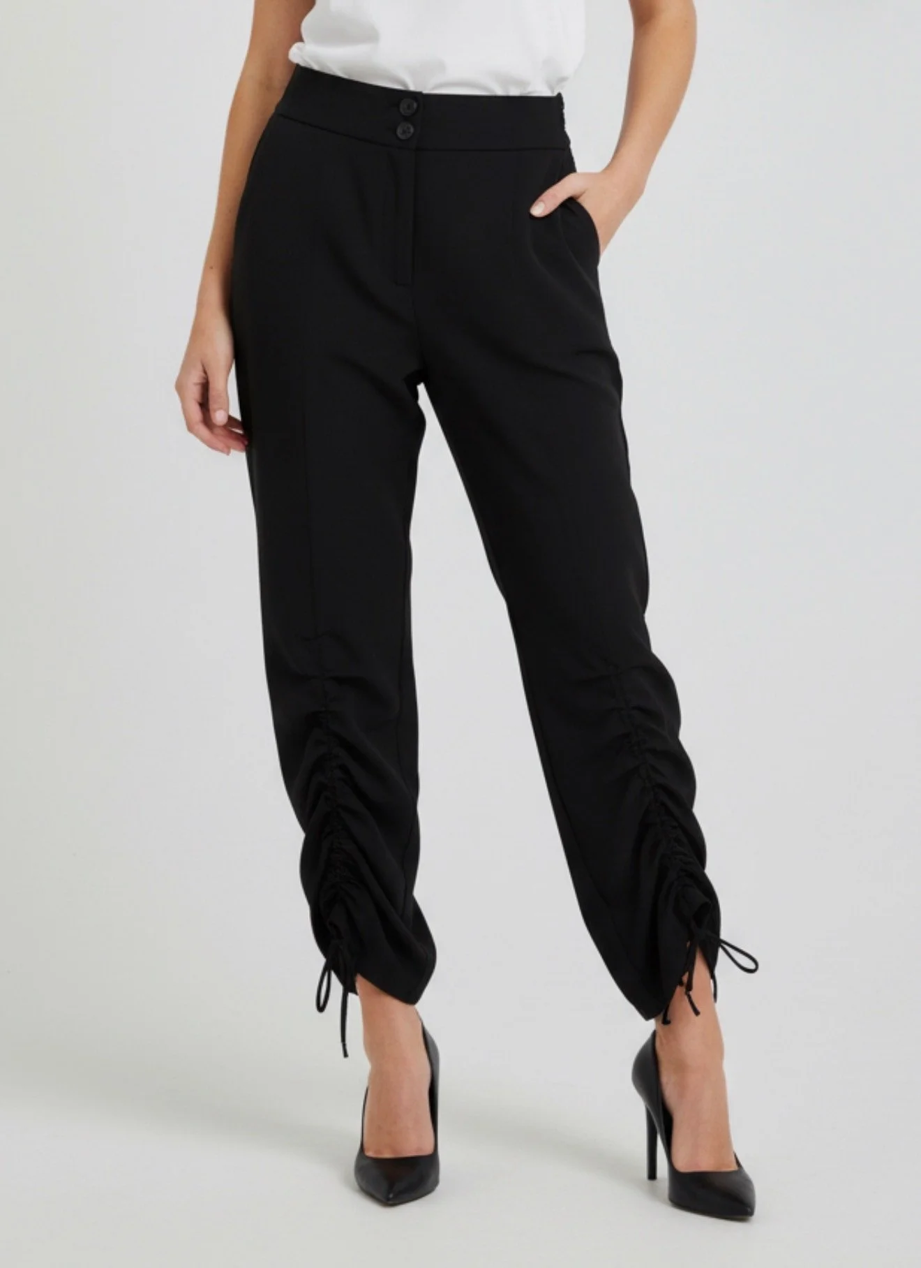 Land Pant Black