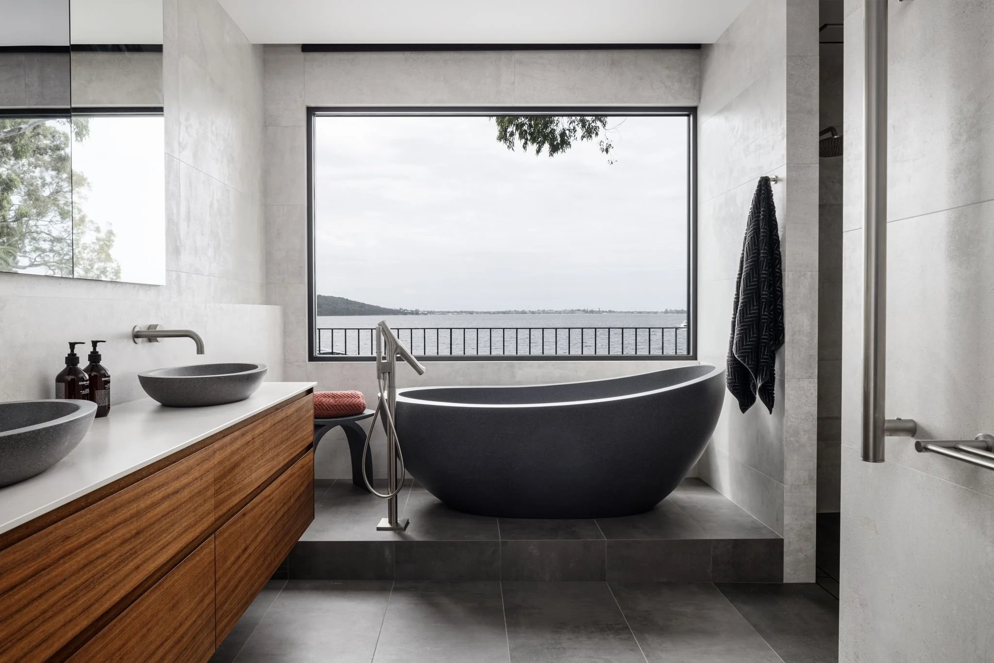 Custom vanity 1.jpeg