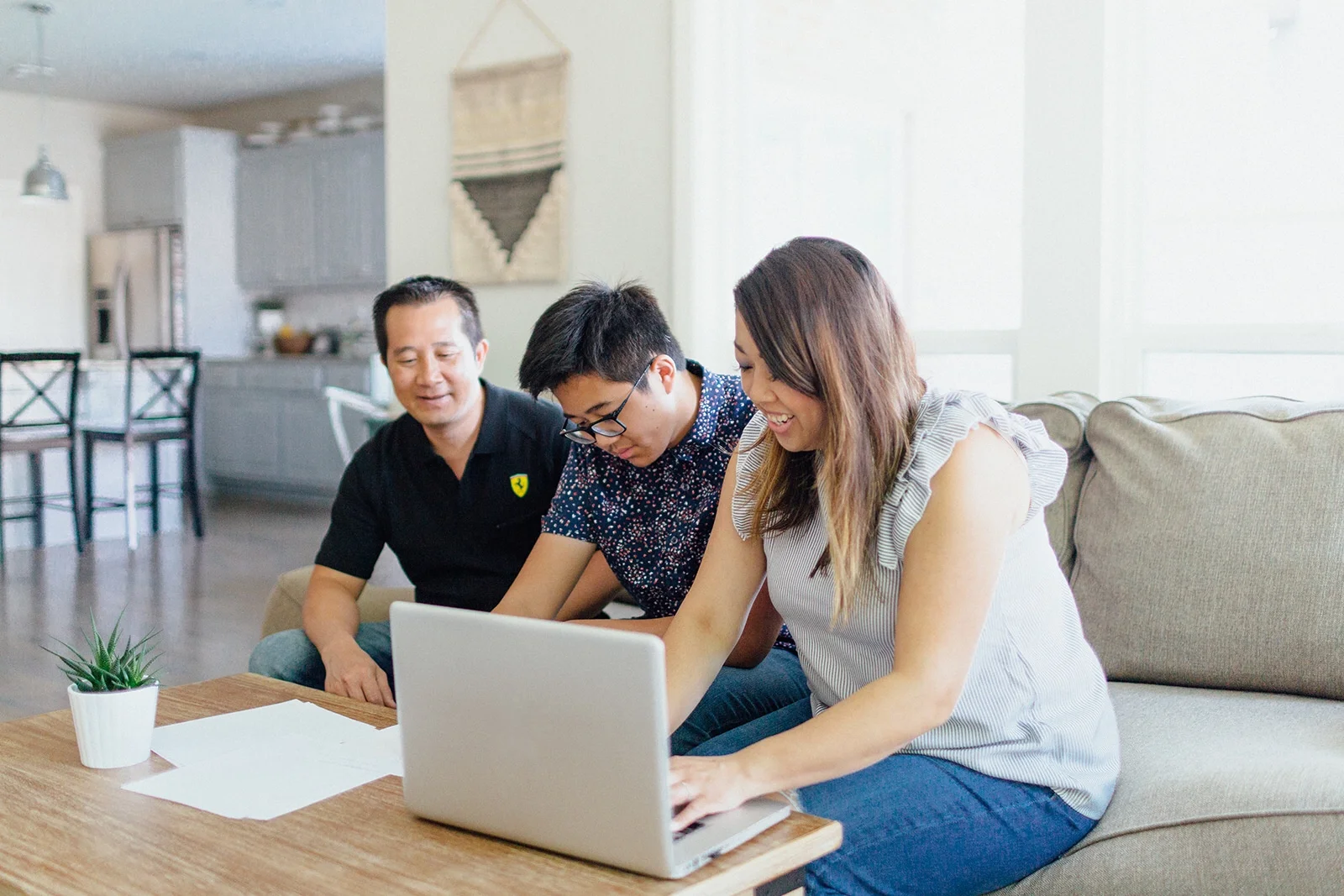 Budgeting and Staying Within the Limits with Our American Express Additional Card Membership