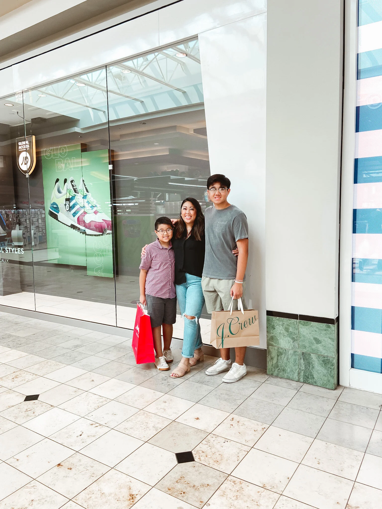 Back to School with Woodland Hills Mall 