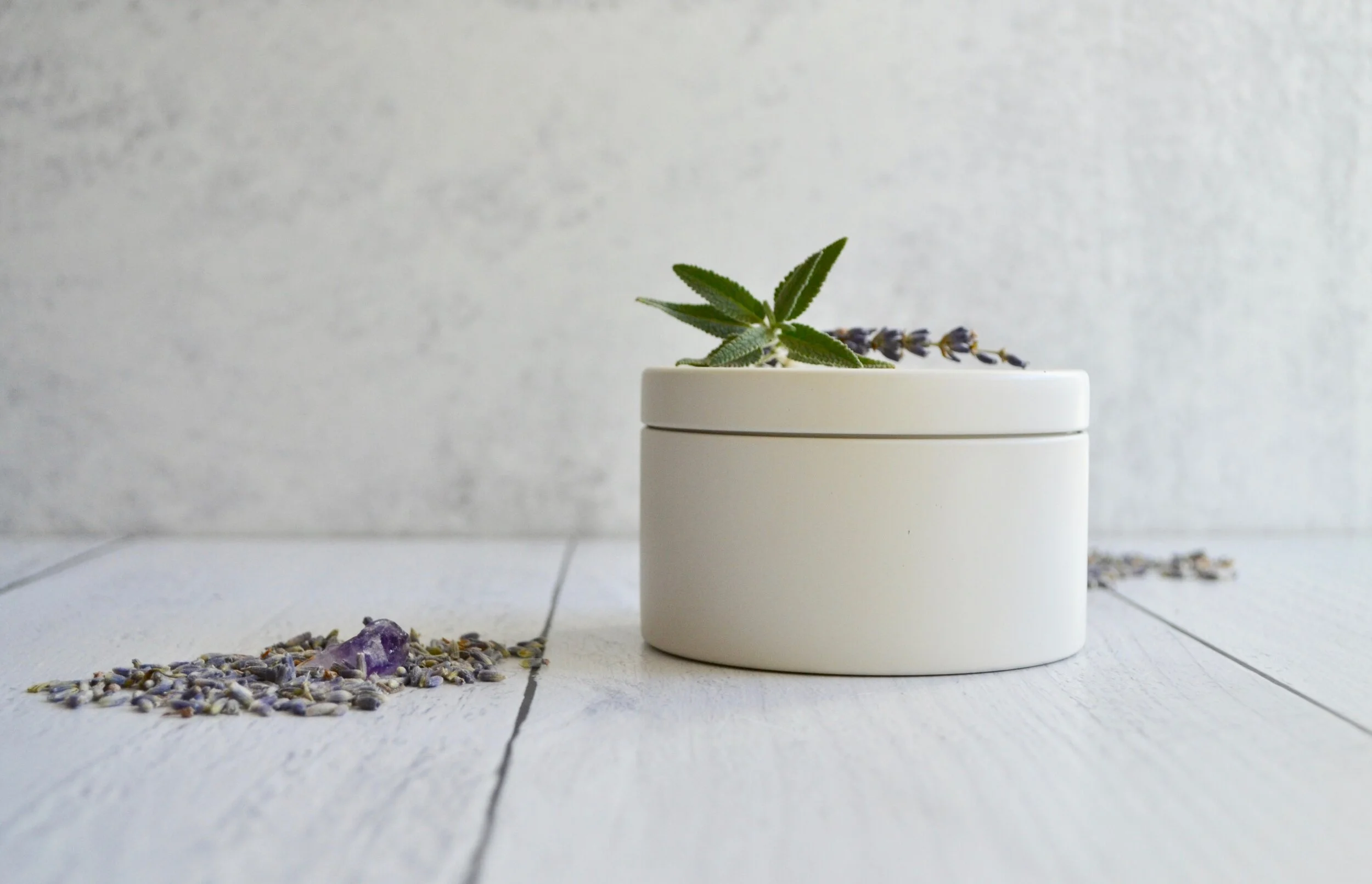 Giftbox_Lavendar_Sage_Amethyst_Heather_Pando_Cream_.jpg