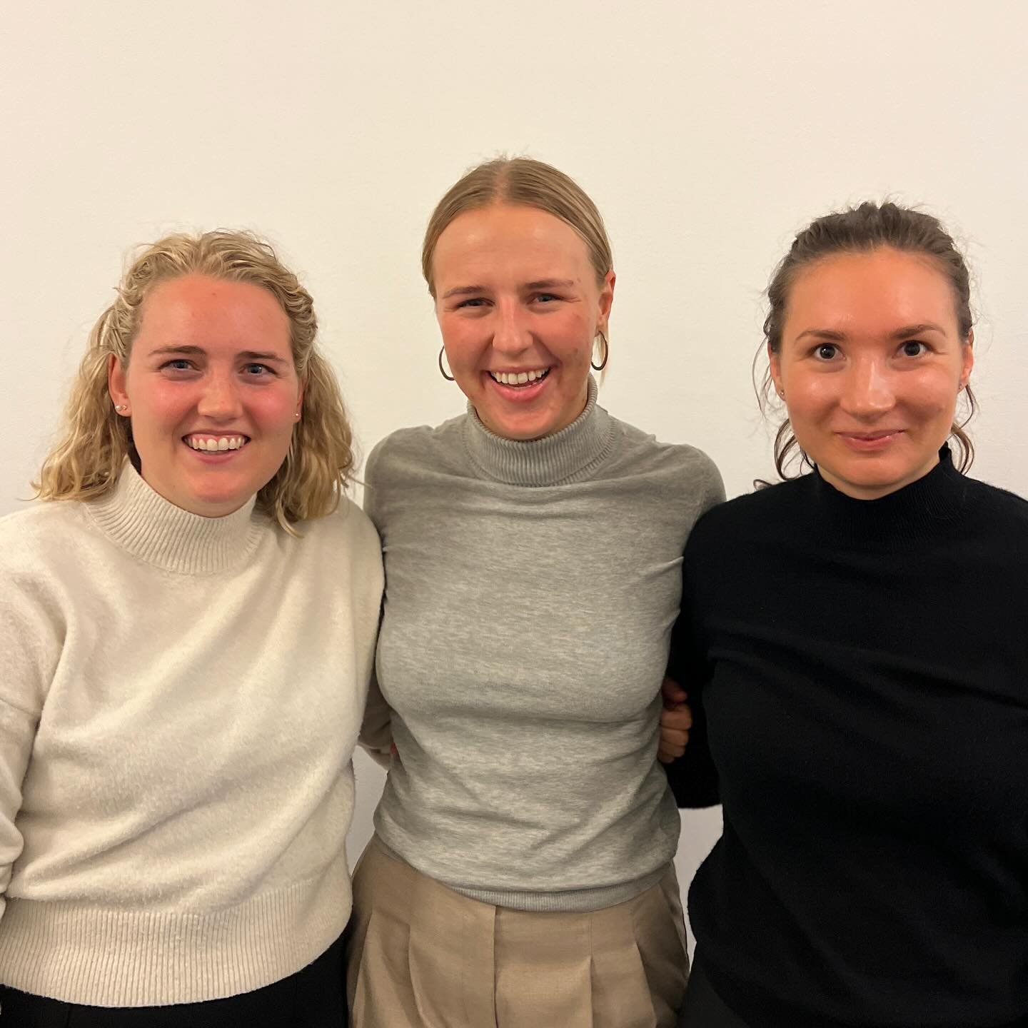 Anna (S2), Solveig (A2) og Anne (S2) er nogle af de nyere medlemmer vi har f&aring;et i SONO - og de er s&aring; gode!