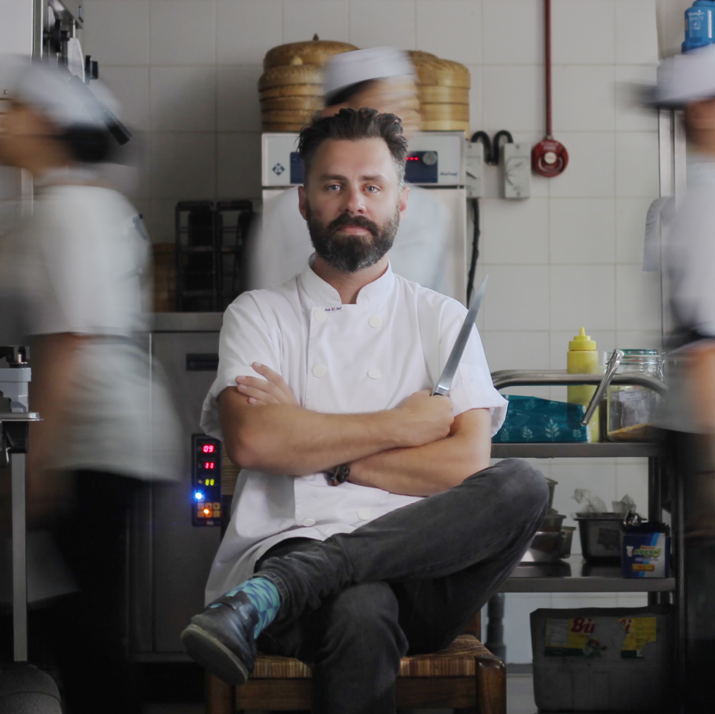Duncan McCance, Melbourne born. Scottish father, Australian Mother. Trained in Melbourne before moving to London at 21. Worked at Burnt Ends (Singapore) after owning his own place in Melbourne.