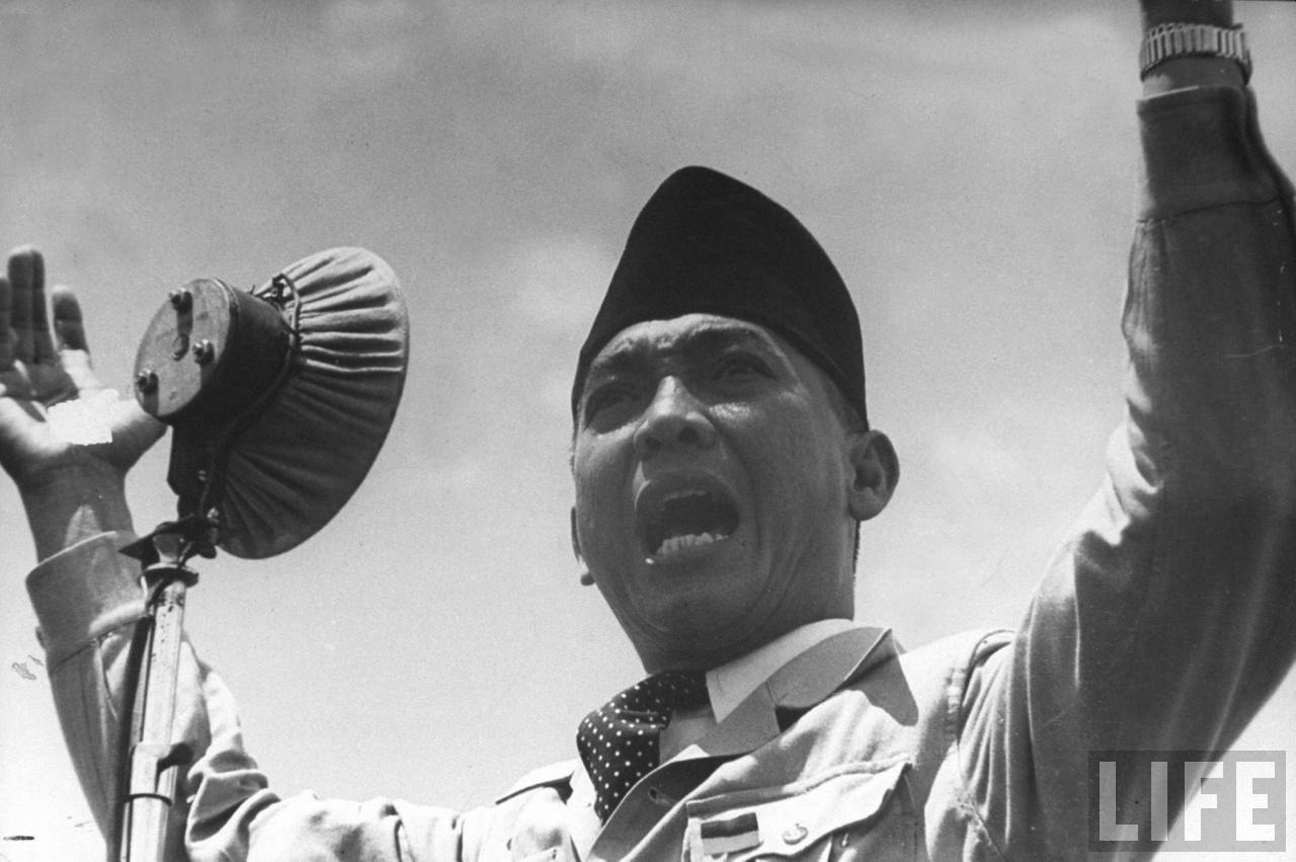 Soekarno, 1st President of Indonesia Republic giving the freedom speech