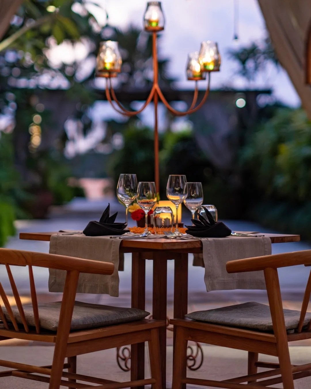 copper rooftop romantic dinner in ubud