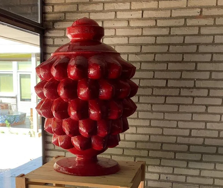 THUMNAIL TITTY VASE.jpg