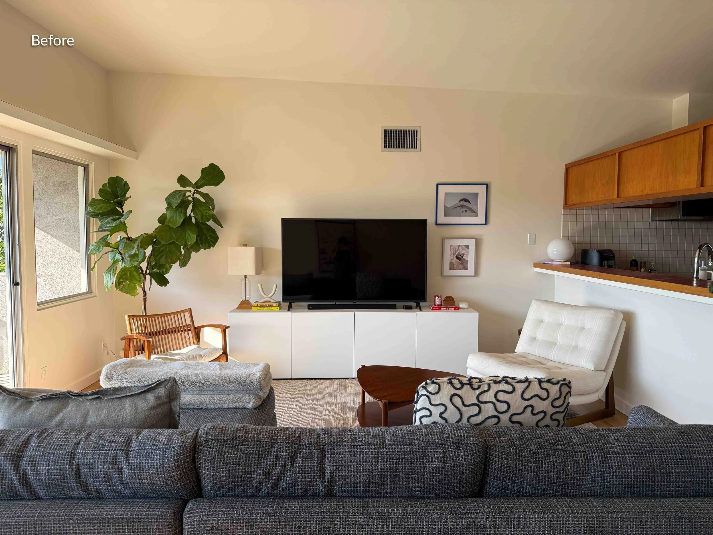 carrlivingroom.jpg