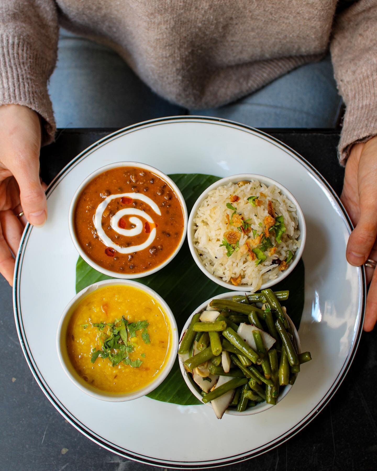 COULEURS ET SAVEURS 🎨
.
On aime que le premier contact visuel avec votre plat soit agr&eacute;able, puis confirm&eacute; par le go&ucirc;t. 😋 A tr&egrave;s vite !
______
📸 @littlelupiana
💡 @agencezest 
.

#miam #foodstagram #indianfood #indianfoo