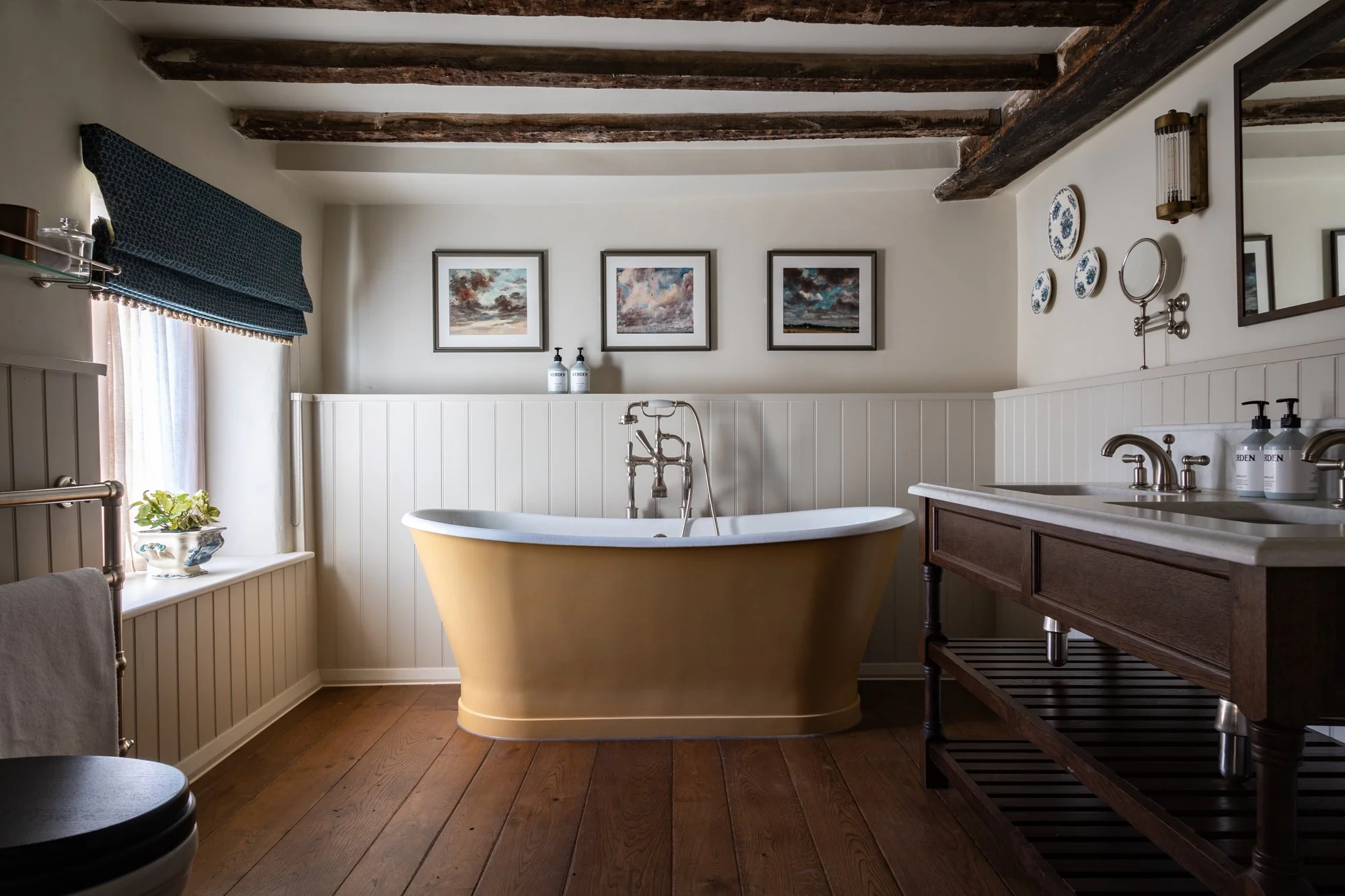 Zanna Westgae, Swan Inn-017.jpg