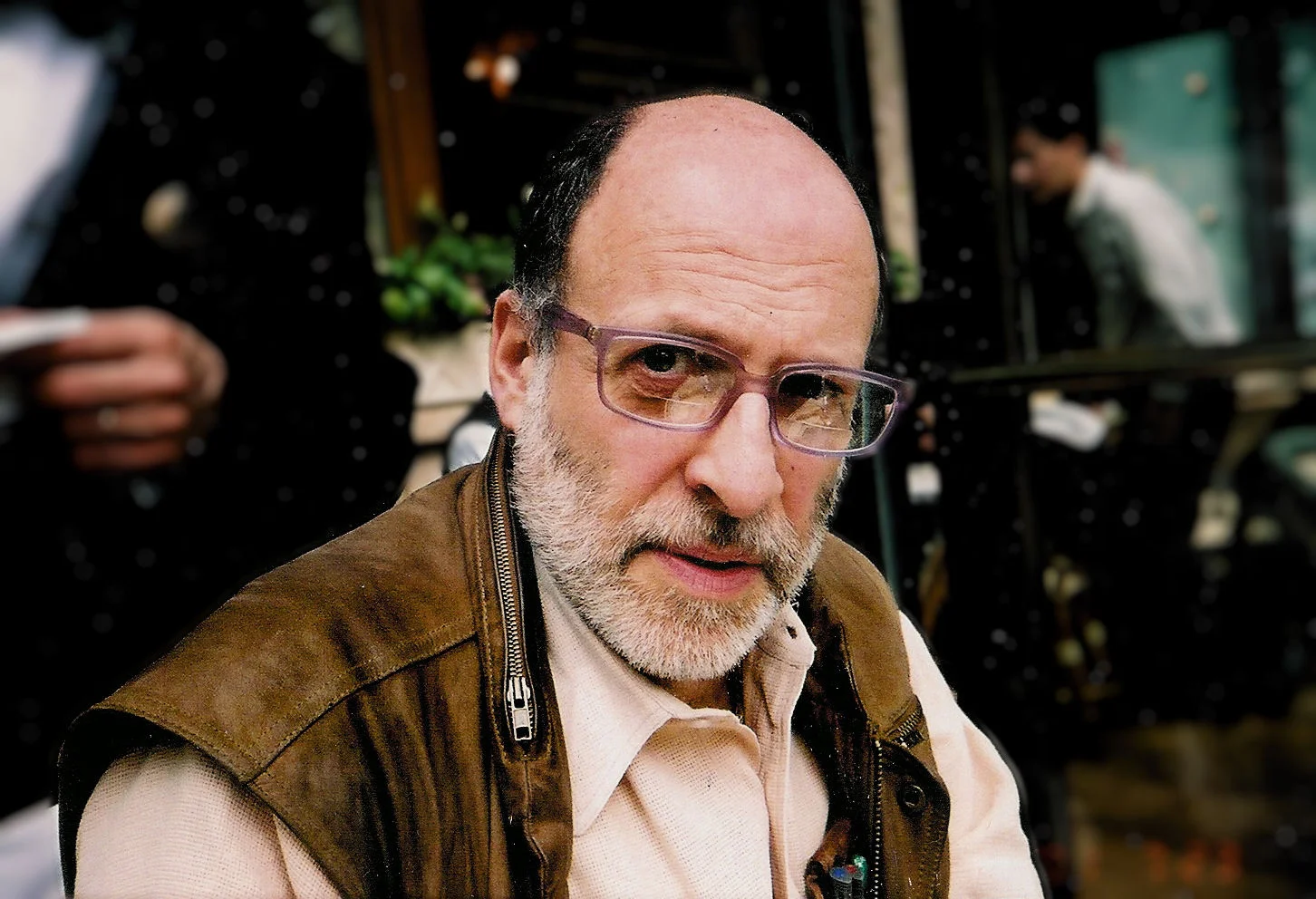 Silverglate in Paris ©Elsa Dorfman