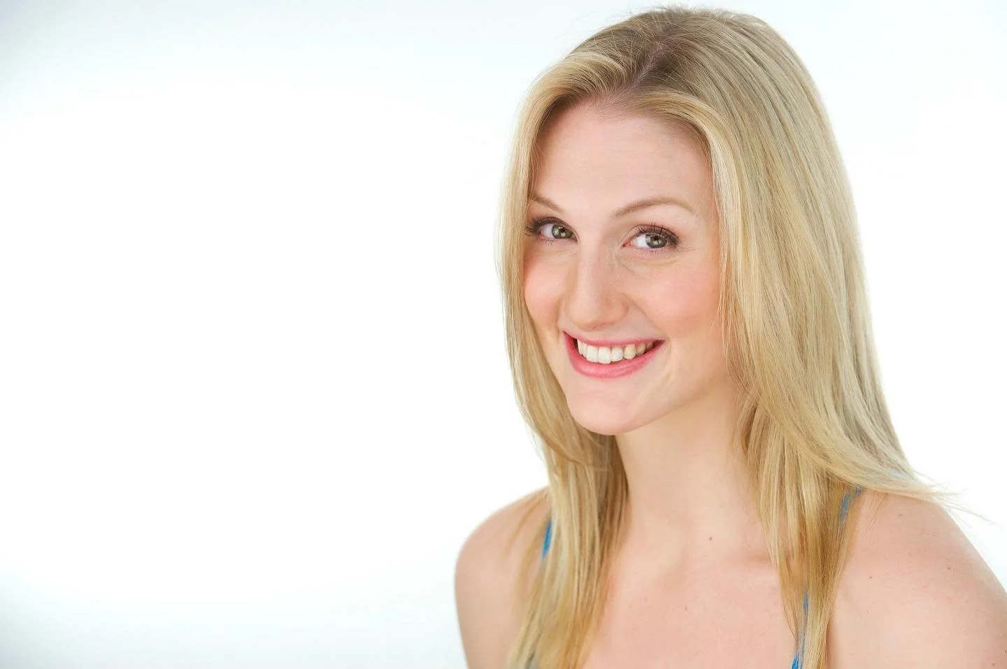 You all blow me away! Thank you so much to all who joined the launch party last night! It is truly a scary thing to put oneself out there and try something new and I just wanted to take the time to express my deepest gratitude for all the support. It