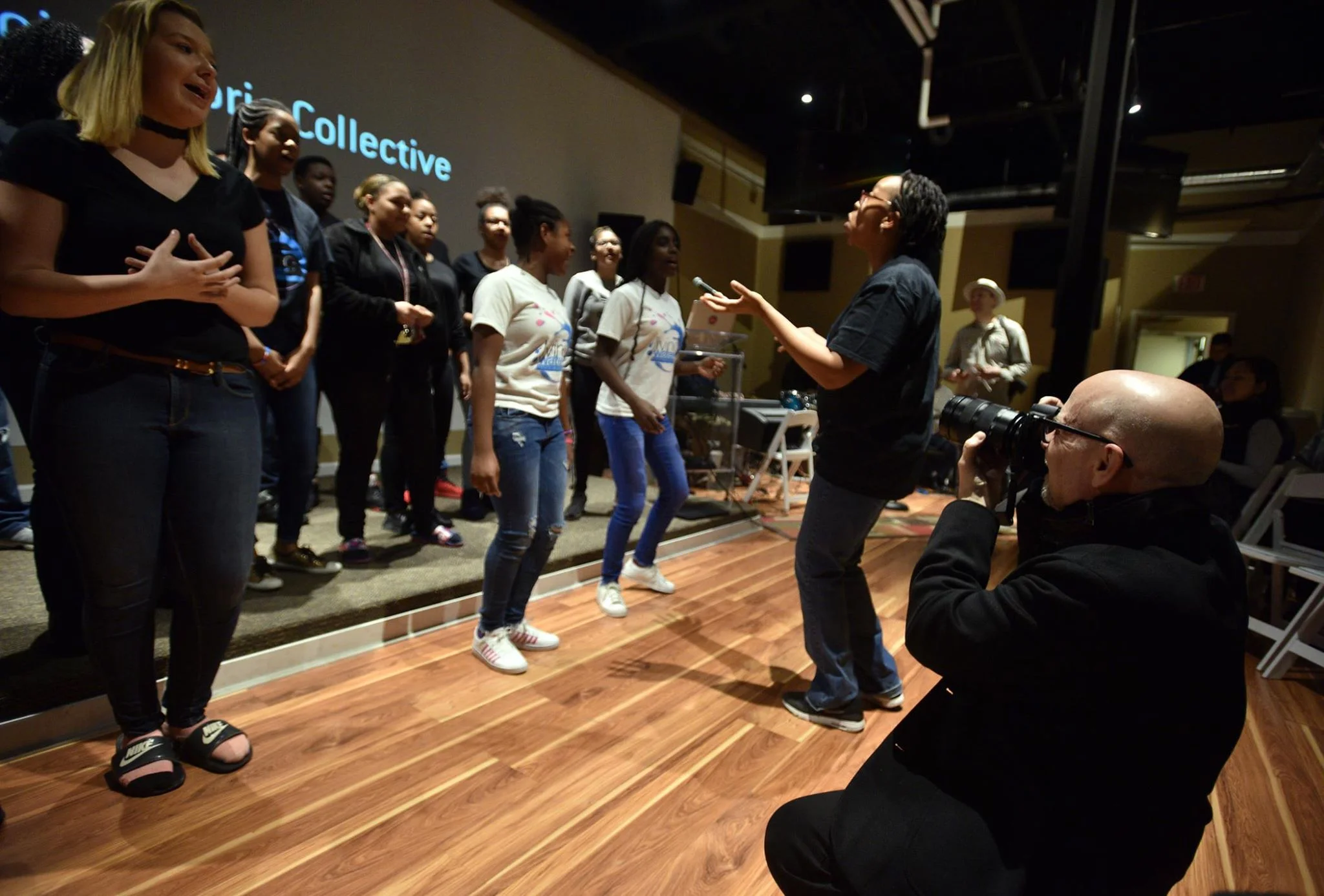 19073284_10156309219609283_902609251_o copy.jpg