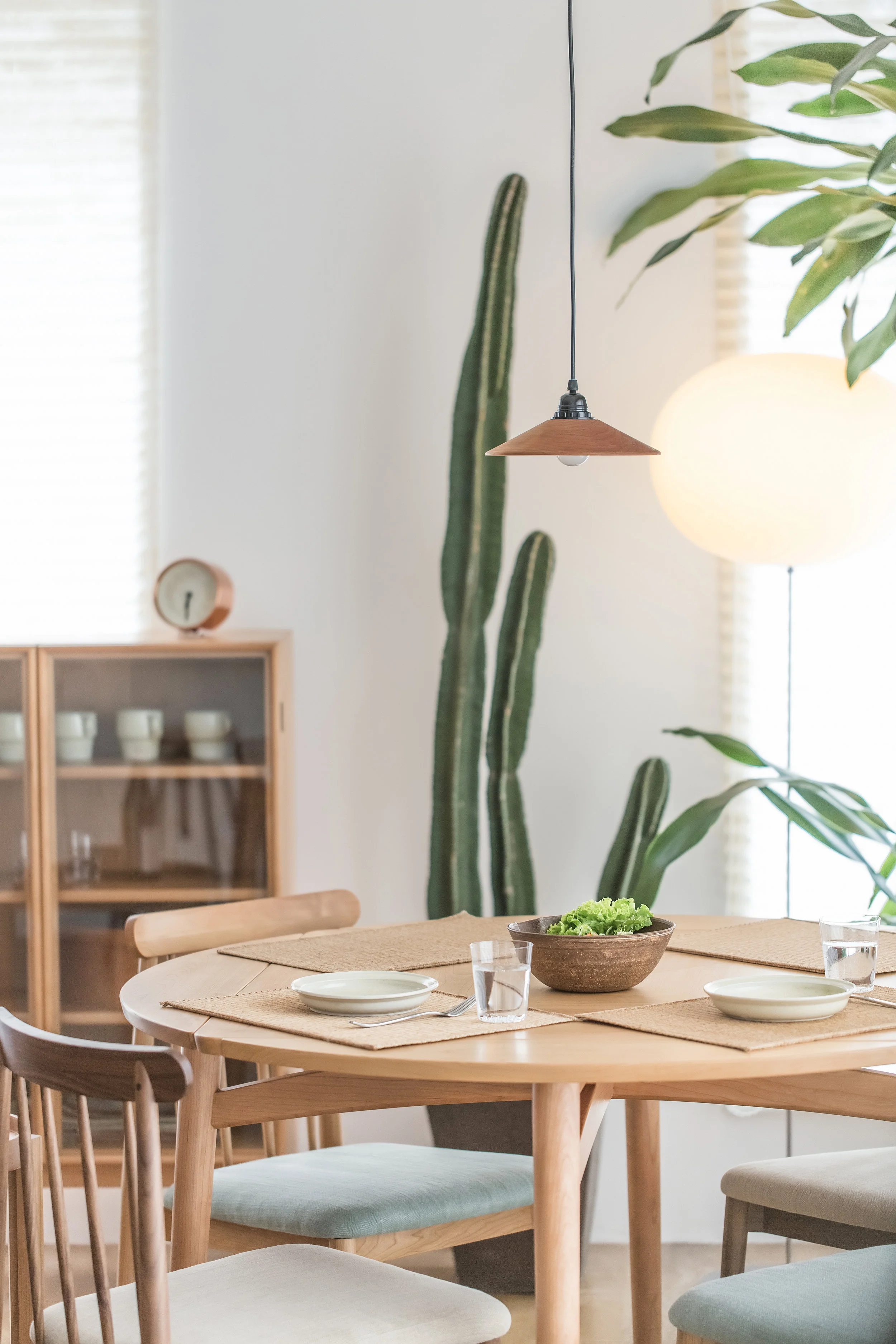 Pantone-Greenery-Home-Decor.jpg
