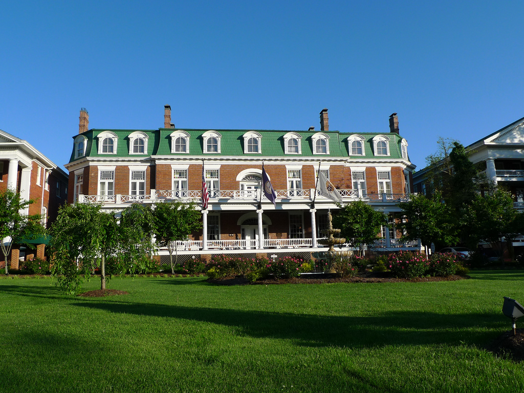 Martha Washington Inn & Spa » Abingdon, VA