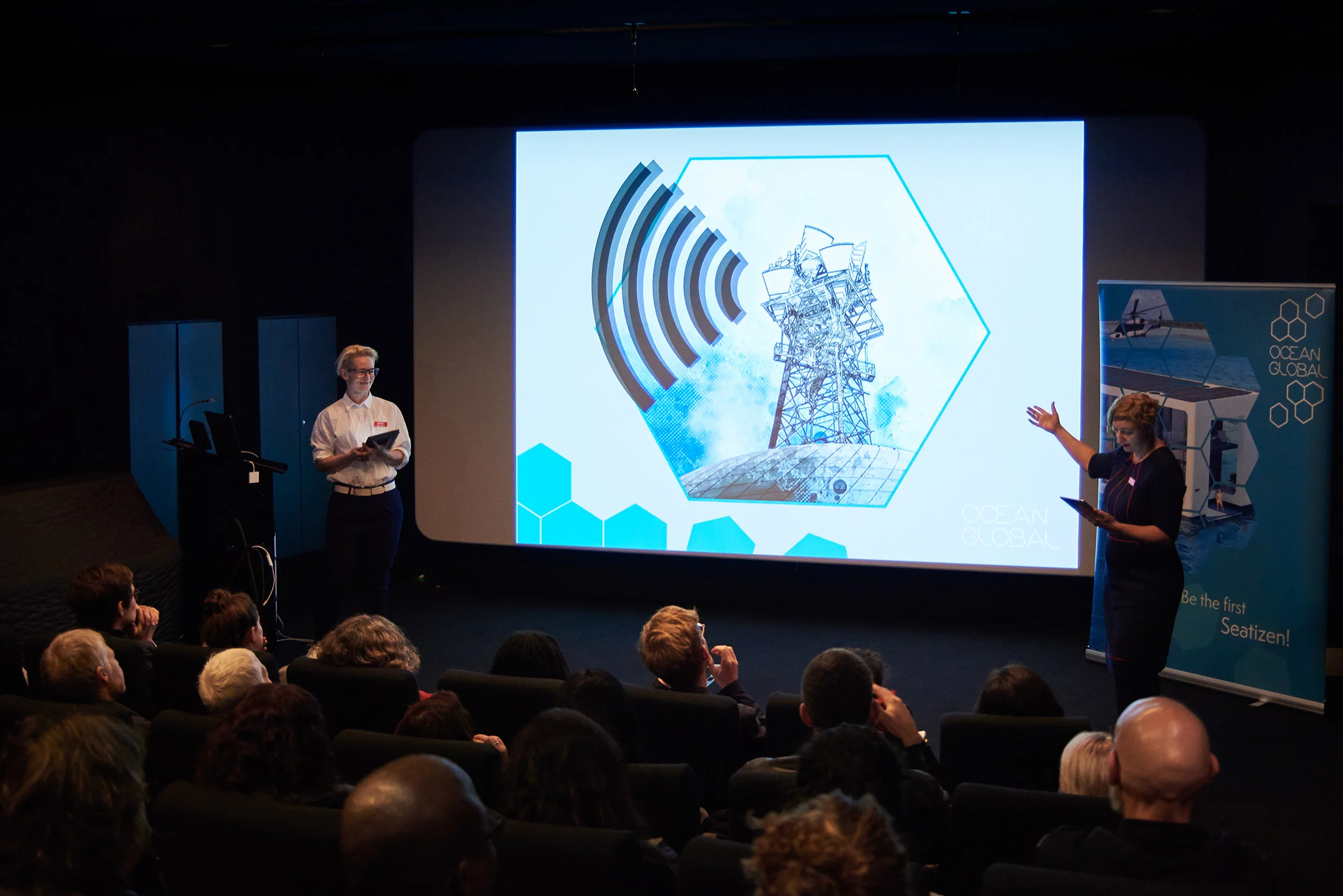 Are You Ready? Performed with Jessica Harrington at Birkbeck Cinema, November 2018. Photograph by Ilenia Arosio.