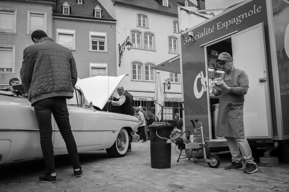 straatfotografie oldtimer event echternach (39 van 52).jpg