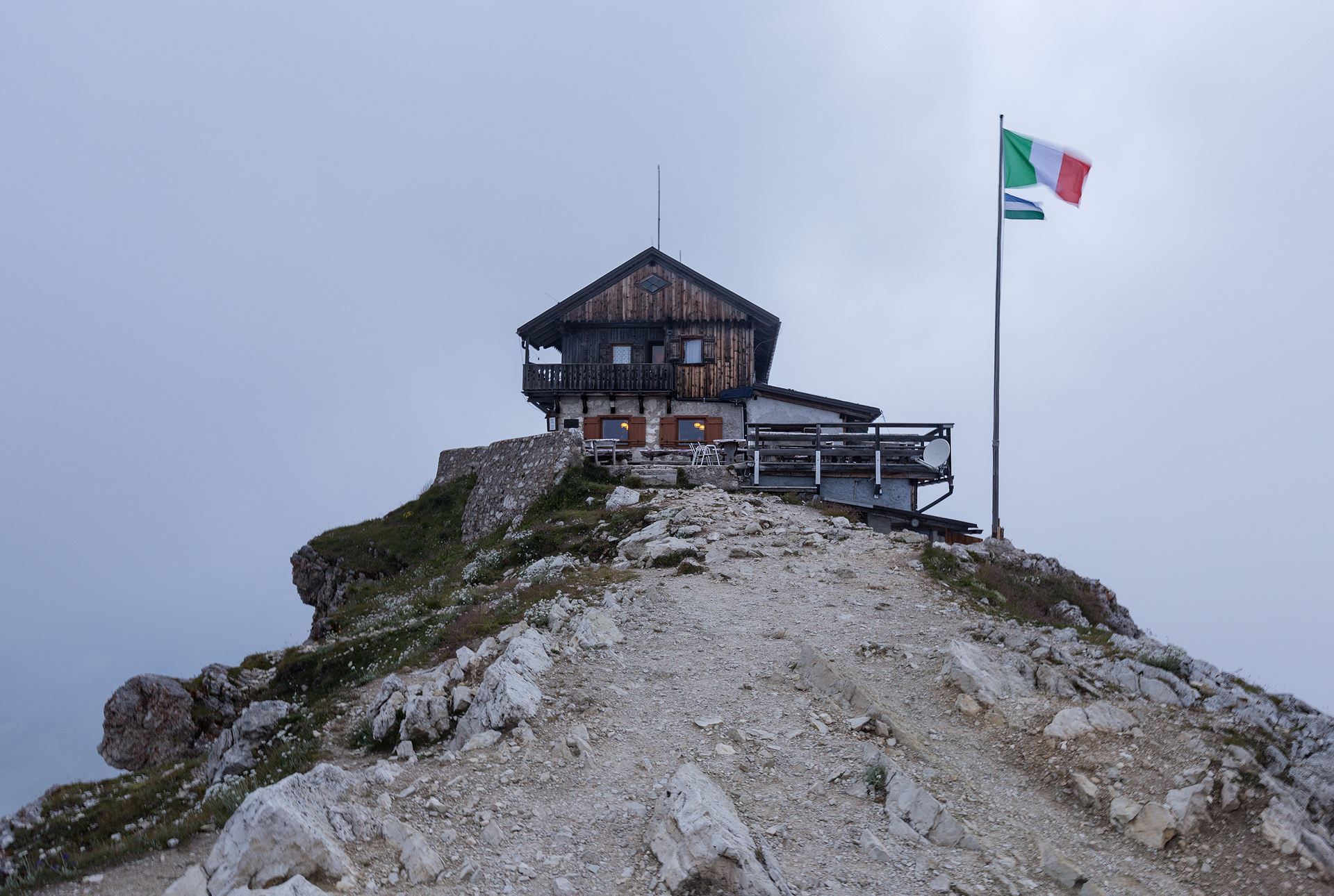 Rifugio Nuvolau, named after the Italian word for cloud: "la nuvola"