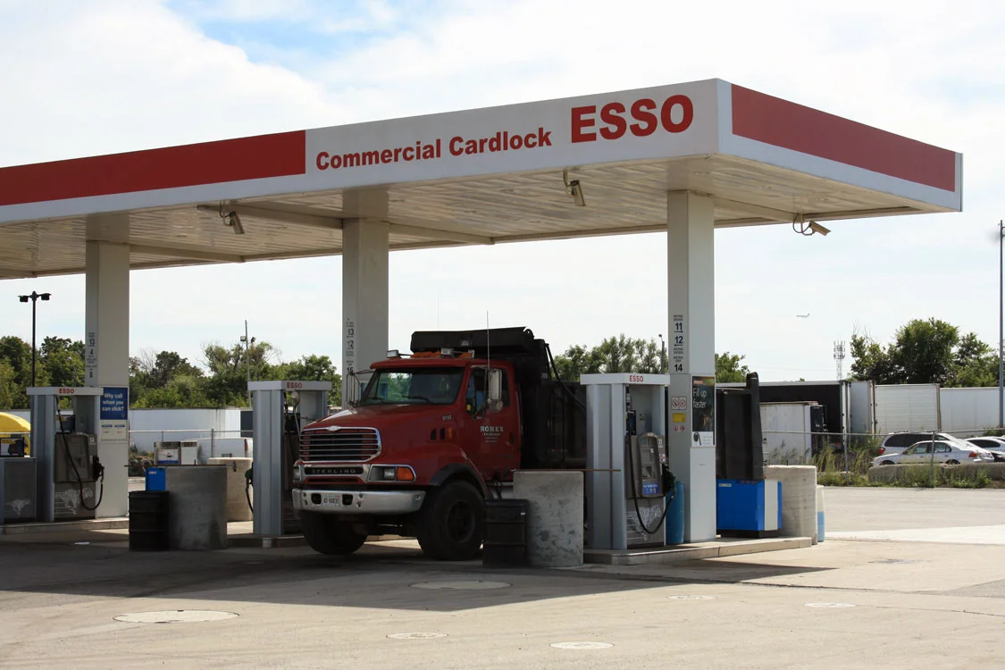 Esso service station - Dixie & 401 Hwy, Mississauga ON