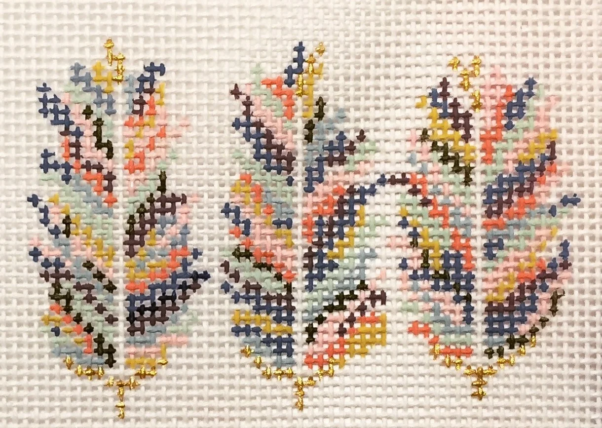 Feathers 14L 2"x3" on 18 mesh