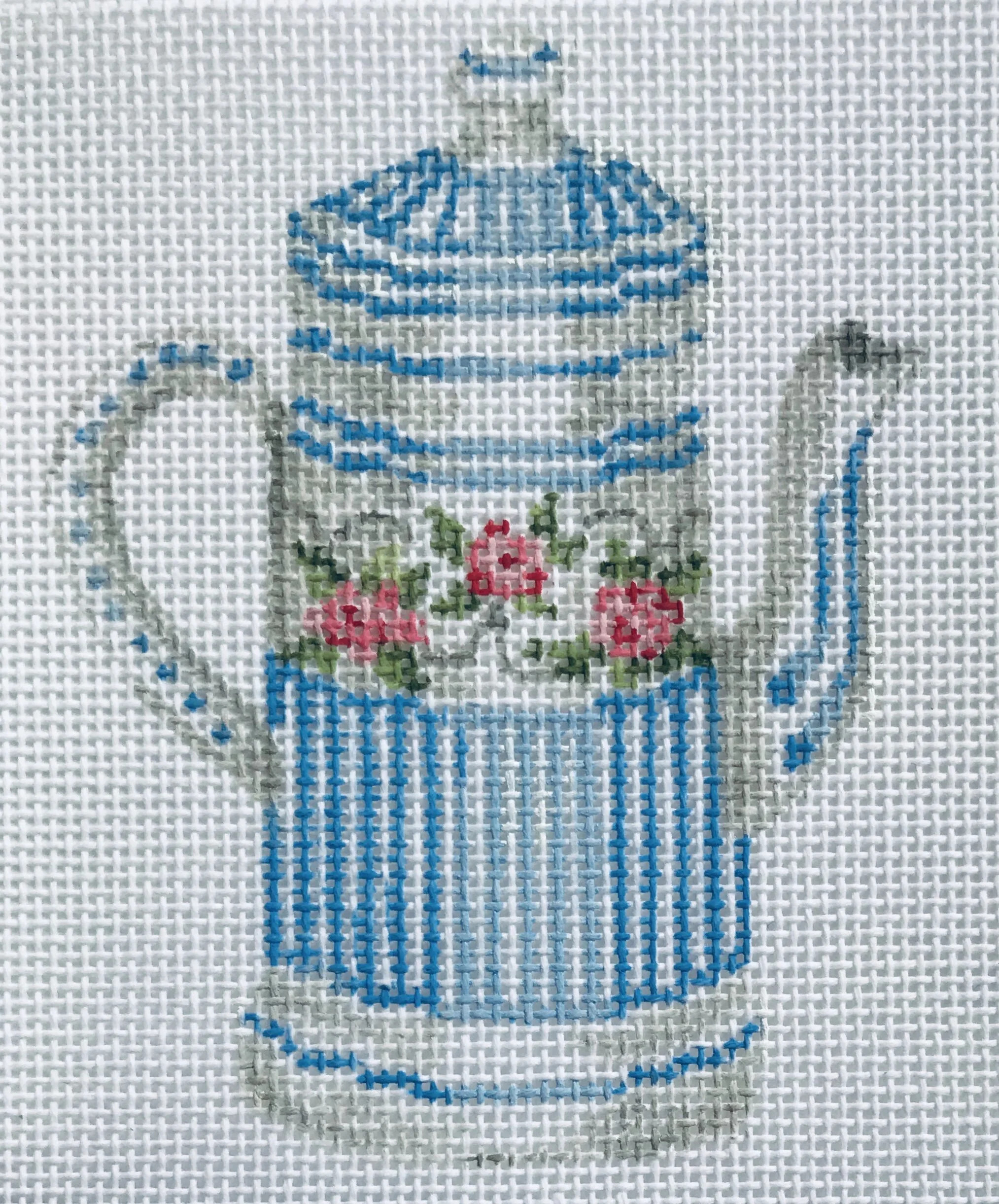White & Blue Kettle TSG33-F 3” x 4” on 18 mesh
