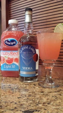 1.5 oz Glacial Lakes Vodka 3 oz Light Ruby Red Grapefruit Juice Splash Diet 7-Up Squeeze of Fresh Lime