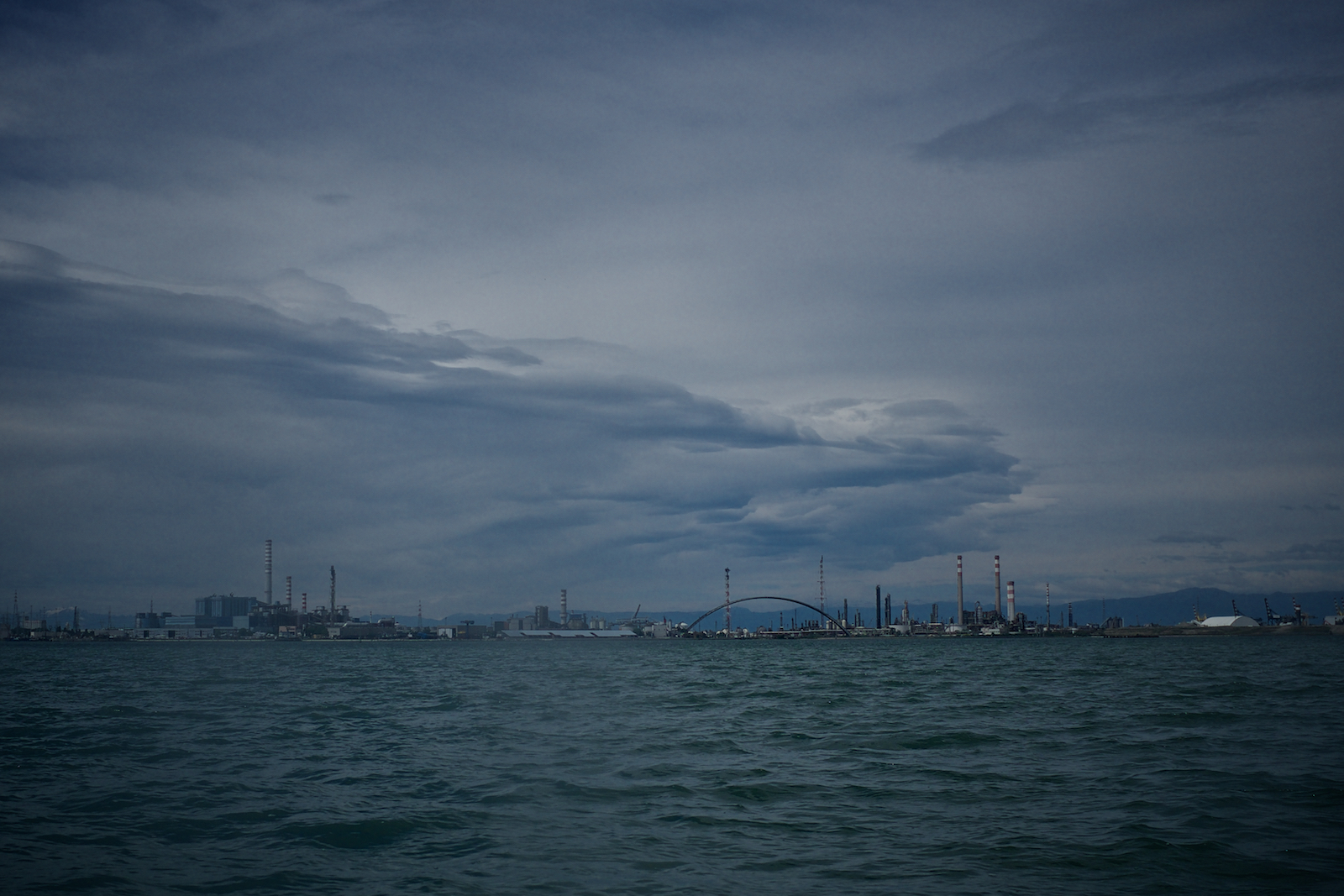  Veduta su Porto Marghera dalla laguna di Venezia, Maggio 2014. 