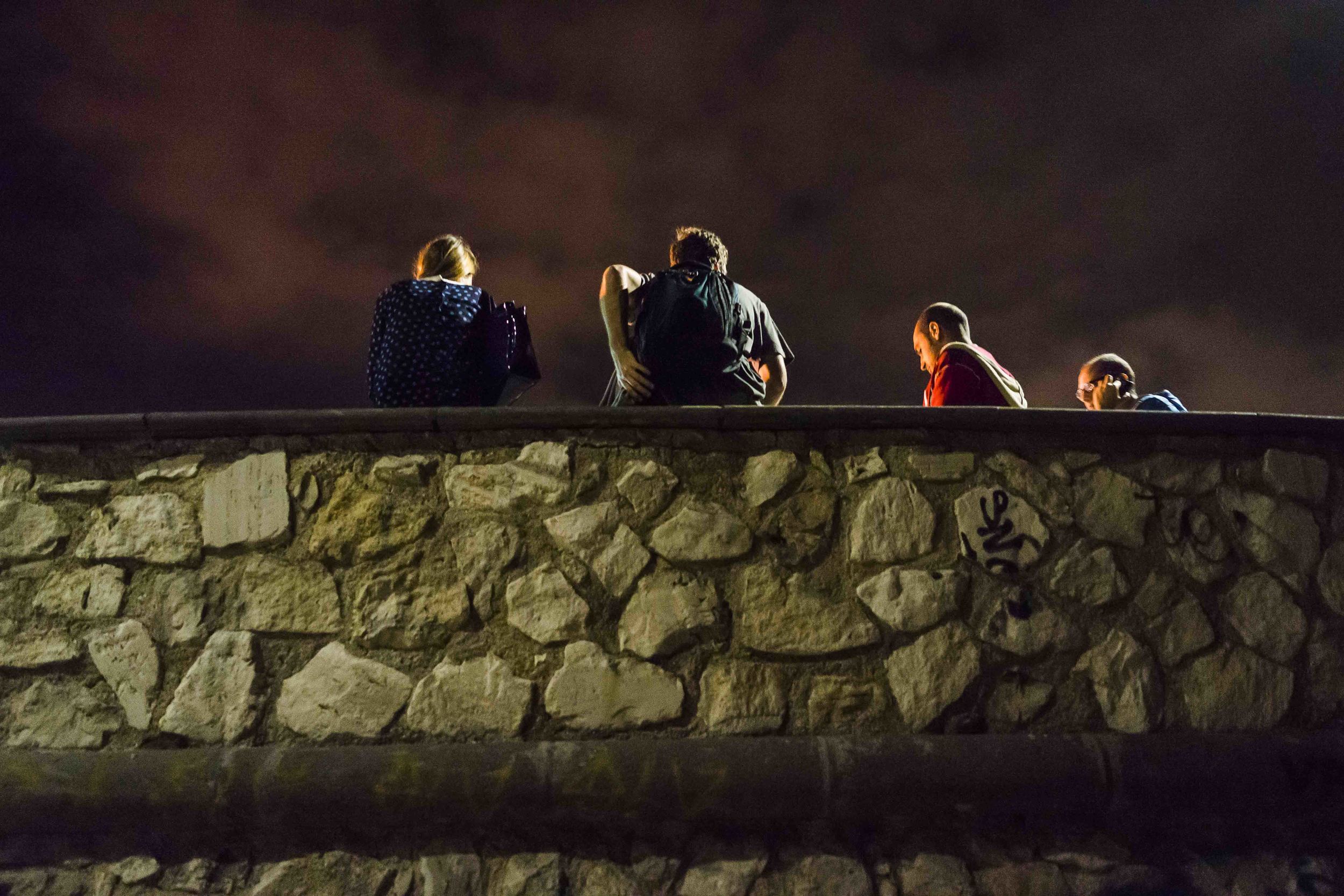  La terrazza sul mare del Pirgo sul lungomare della città è uno dei principali luoghi di ritrovo per i giovani di Civitavecchia. ottobre, 2014. (David Pagliani Istivan) 