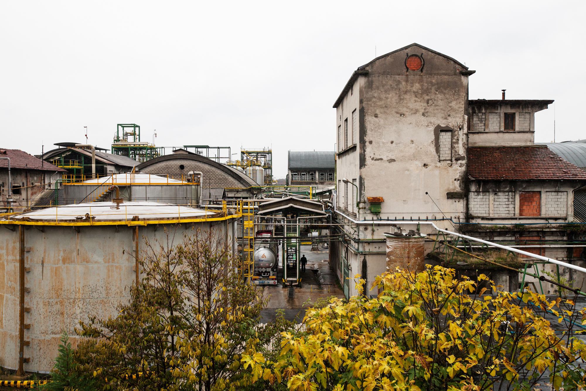  La struttura dello stabilimento Caffaro è attualmente occupata da un'azienda in attività che prevedere di chiudere entro pochi mesi, dati gli alti costi di mantenimento. Brescia / Italia. Ottobre 2013 