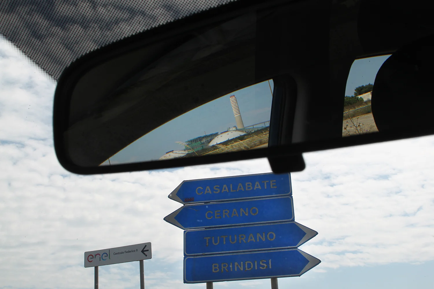 Cerano, Casalabate, Tuturano e Brindisi sono i territori più inquinati dalla Federico II, tuttavia molti studi hanno dimostrato come i danni causati dai fumi di scarico della centrale abbiano provocato e continuino a provocare danni in tutti i territori della Provincia.