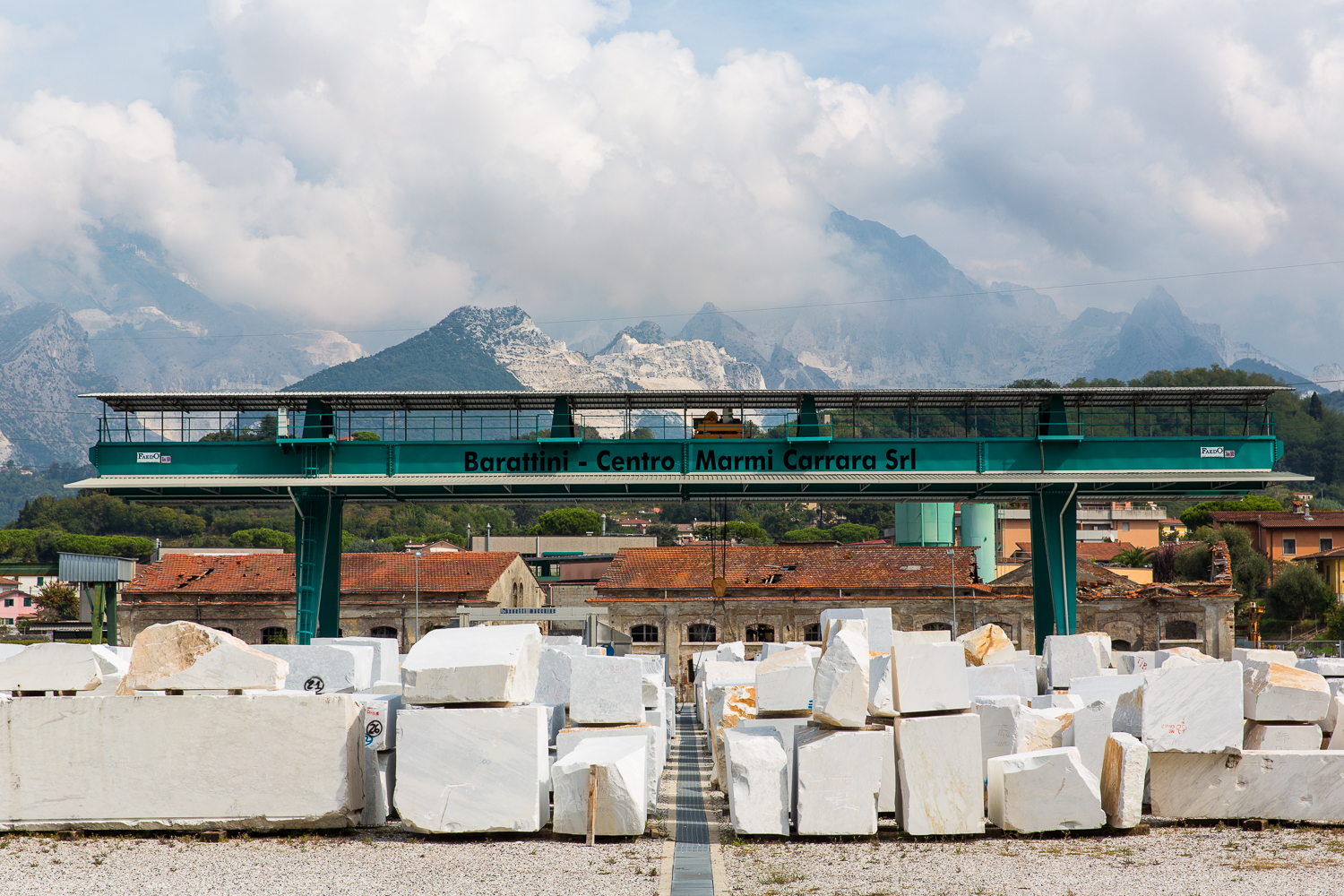 CARRARA-ENVIRONMENT-MARBLE-QUARRIES