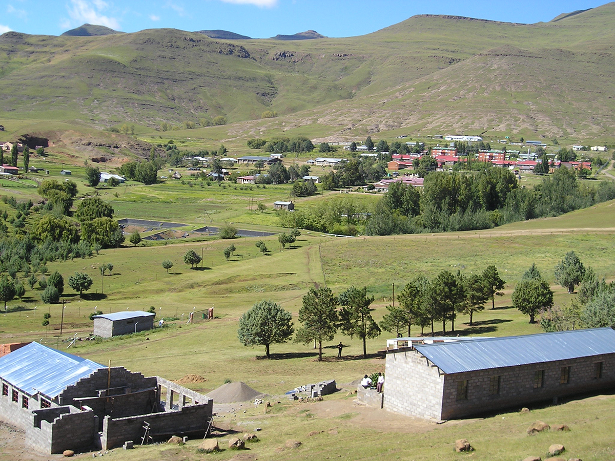 Mokhotlong town in the mountains of Lesotho - site of Harvester's School