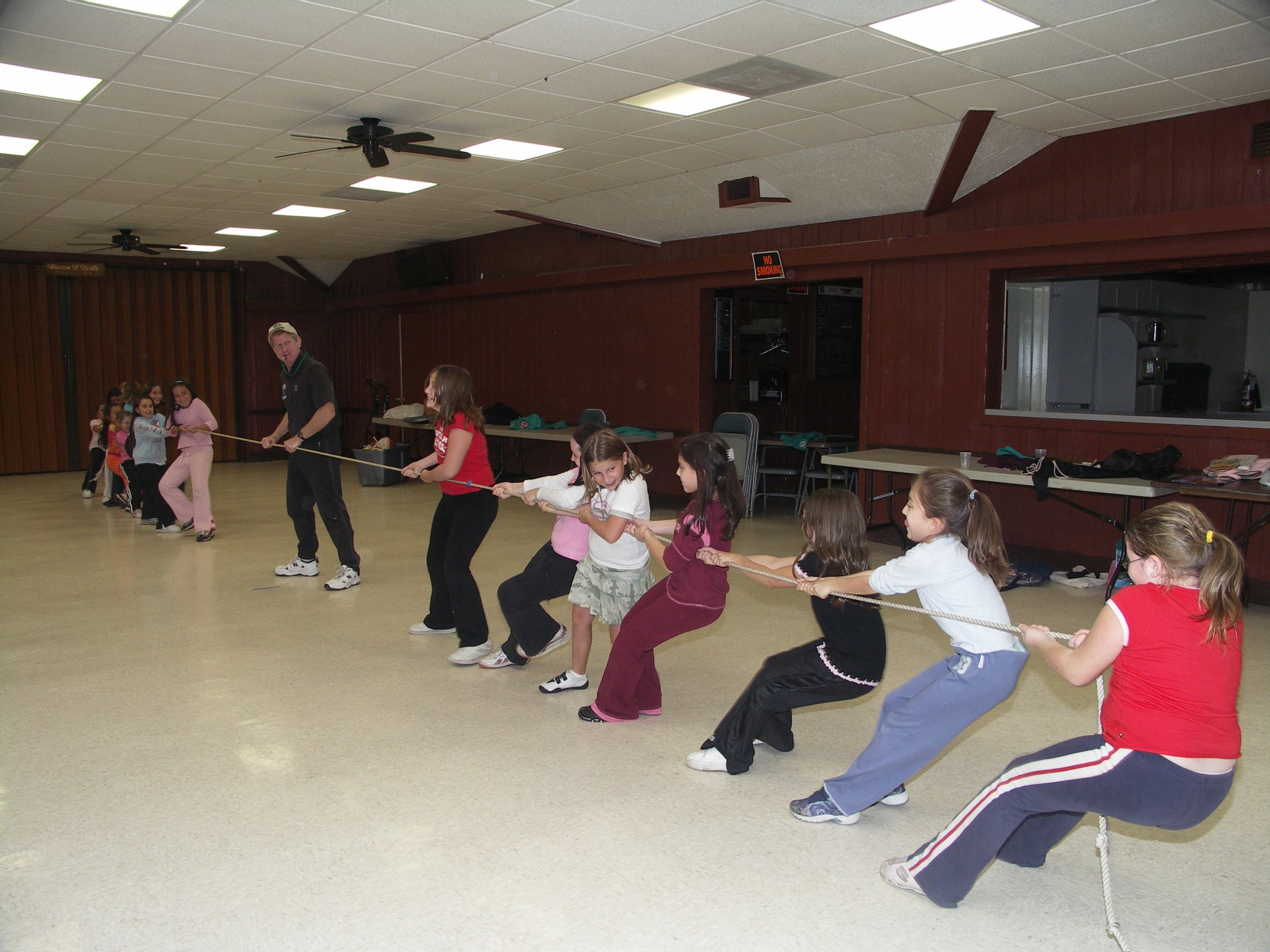 Girl Scouts Tug - O - War