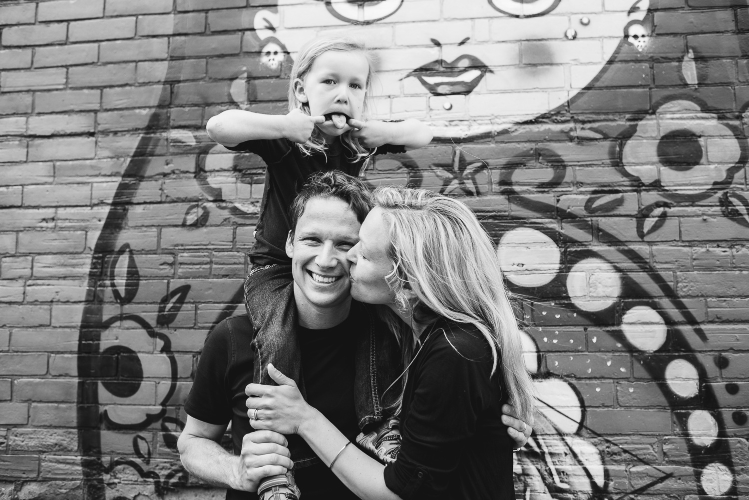 black and white photo of a couple in Ottawa with their daughter (Copy)