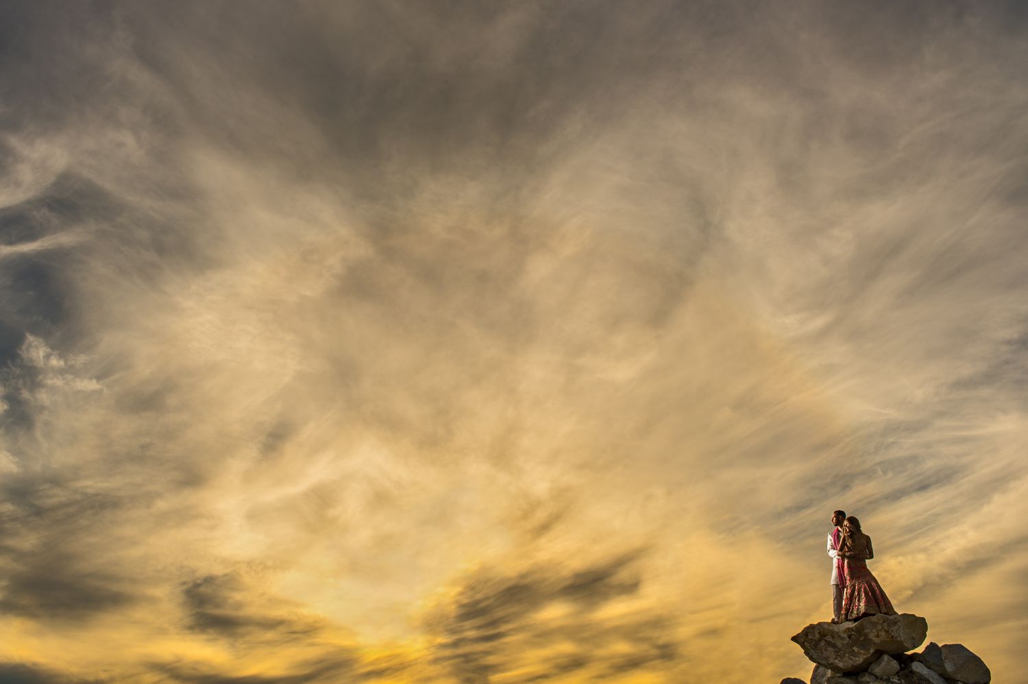 dramatic Indian wedding portrait (Copy)