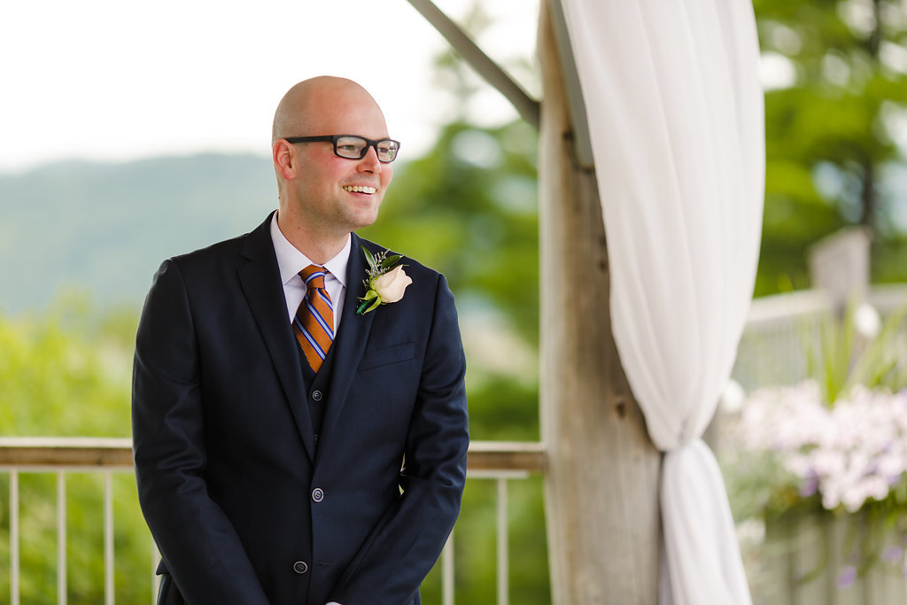 groom waiting for his bride