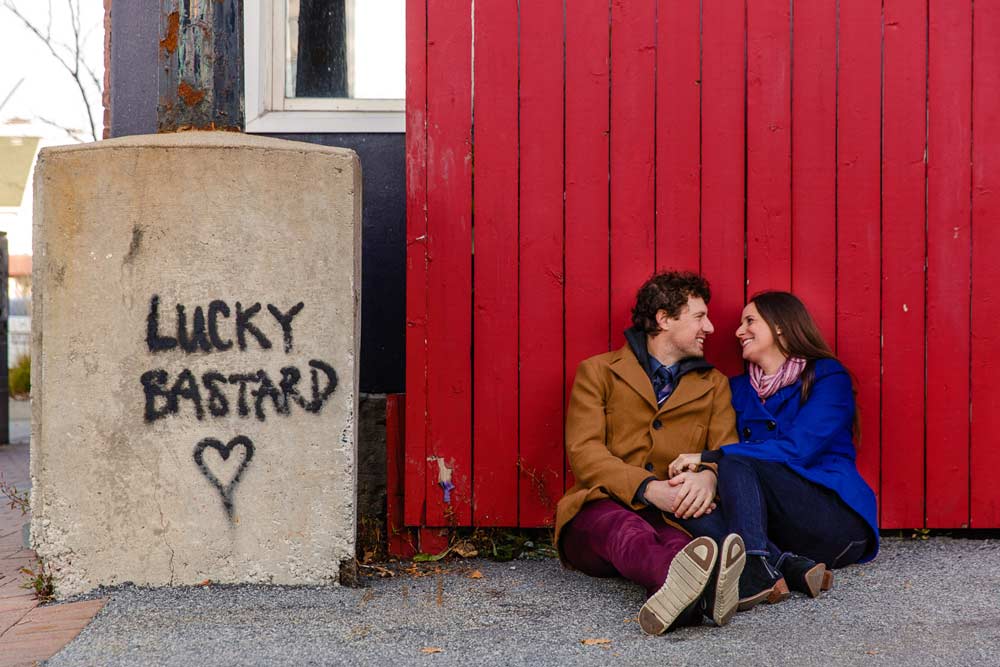 funny engagement photograph in gatineau (Copy)