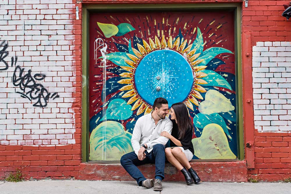 urban engagement photograph in downtown ottawa  (Copy)