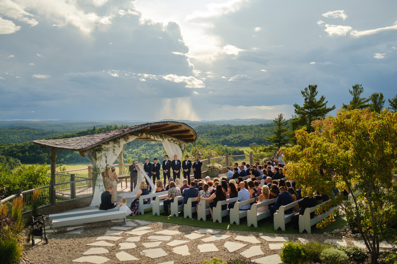 a le belvedere wedding ceremony on a sunny summer day