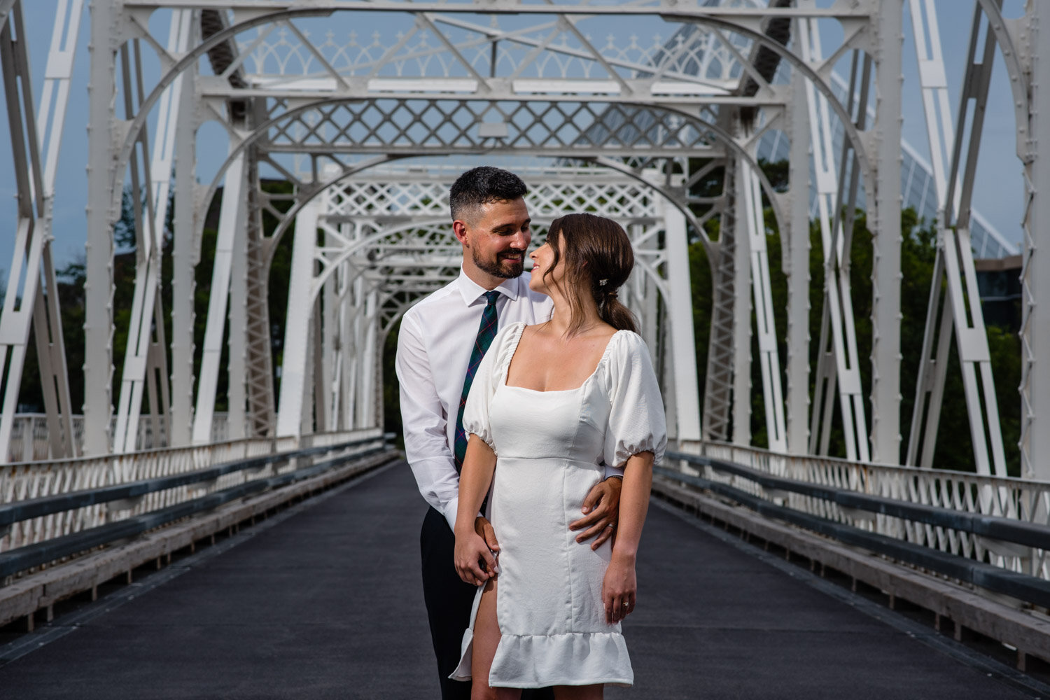 photograph of a bride and groom in downtown ottawa