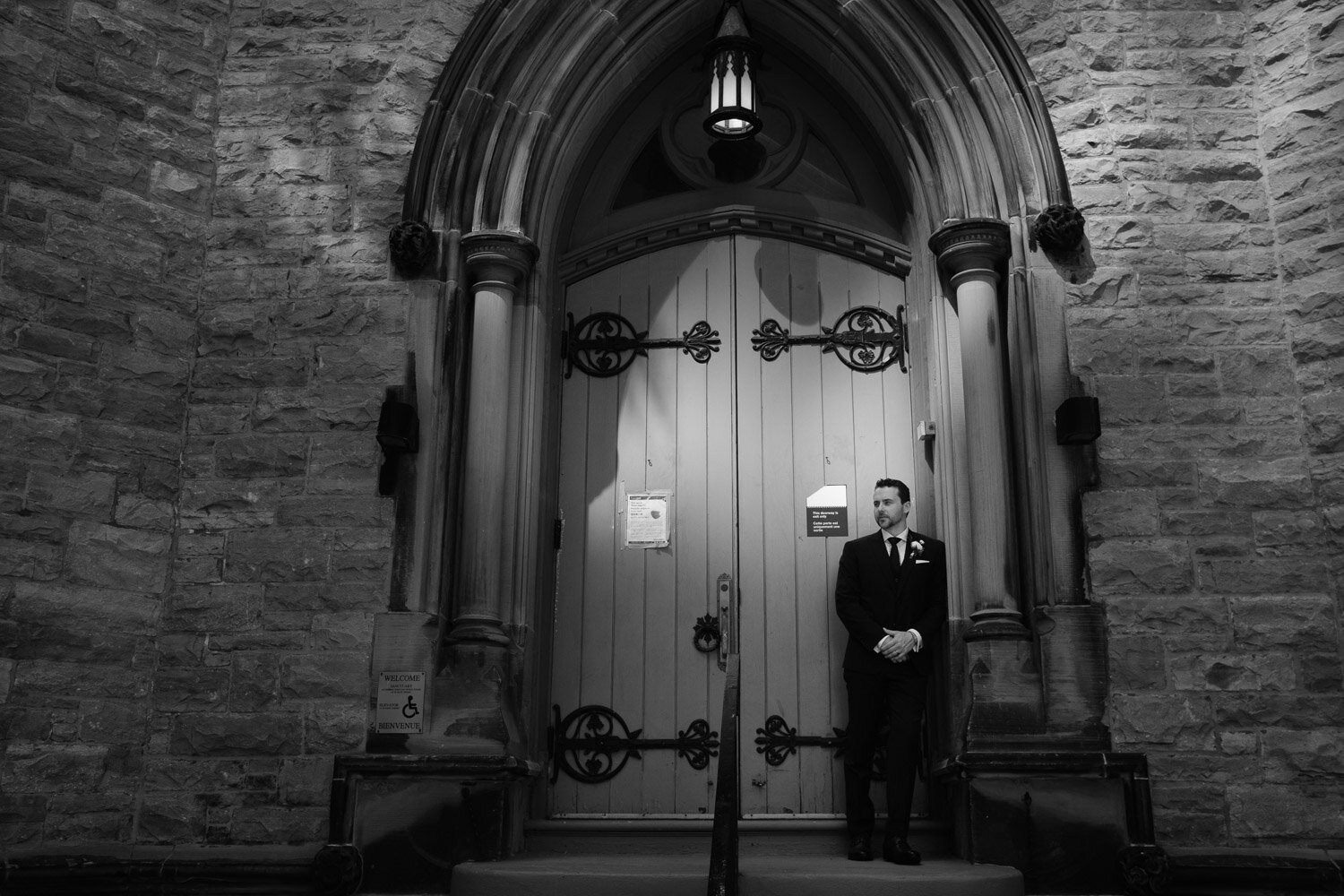 groom portrait in downtown ottawa