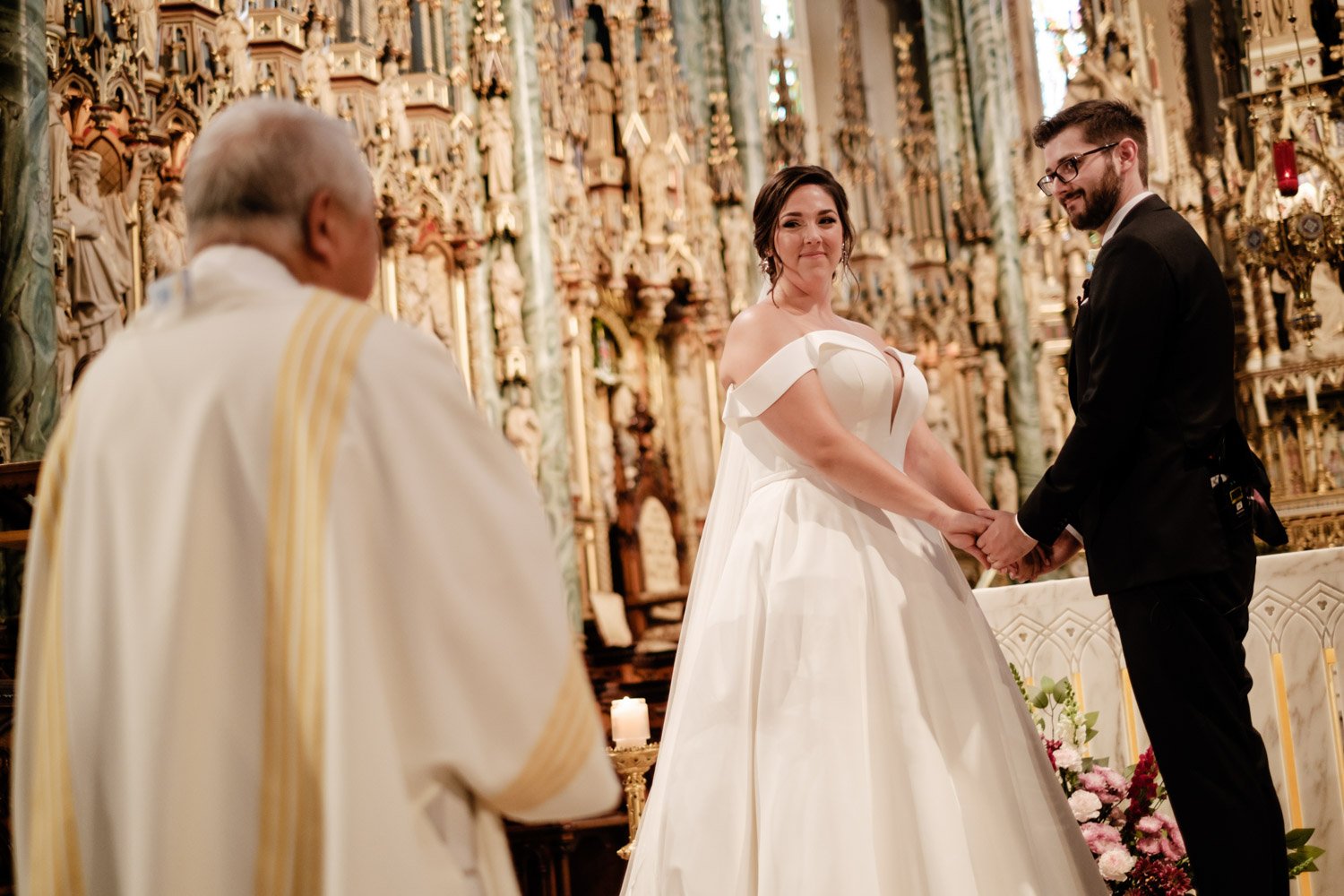 candid wedding ceremony photos at Notre dame cathedral