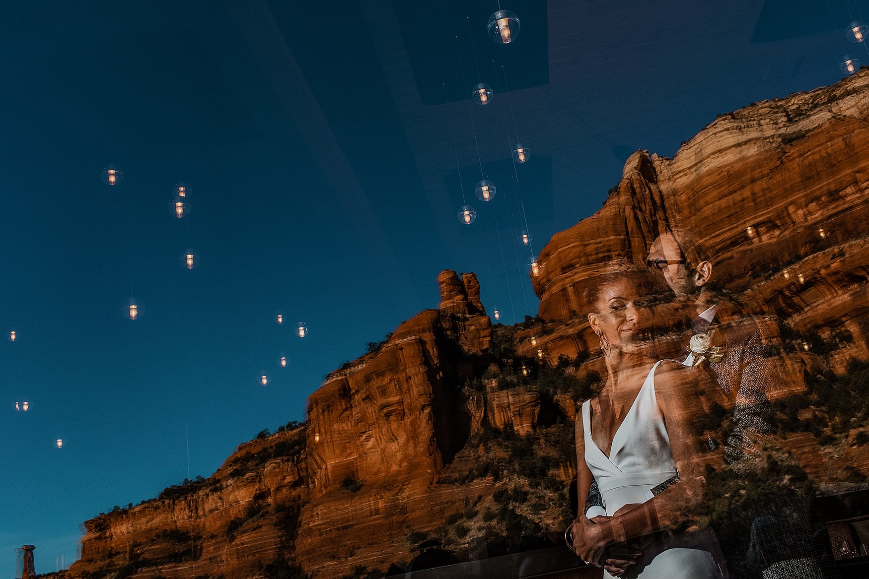 bride and groom portrait with red rocks in background at a wedding in sedona arizona (Copy)