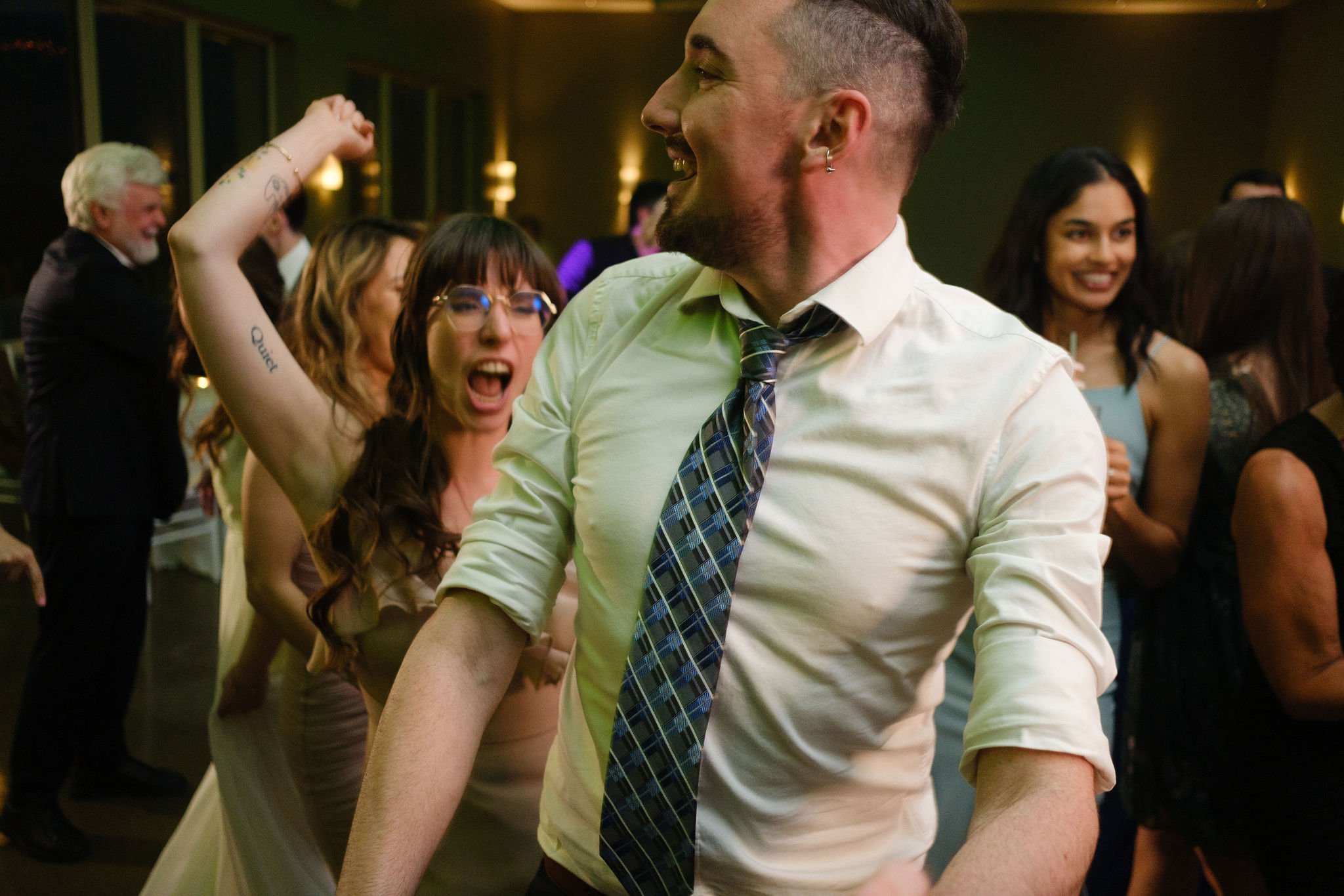  dance party at a le belvedere wedding reception 