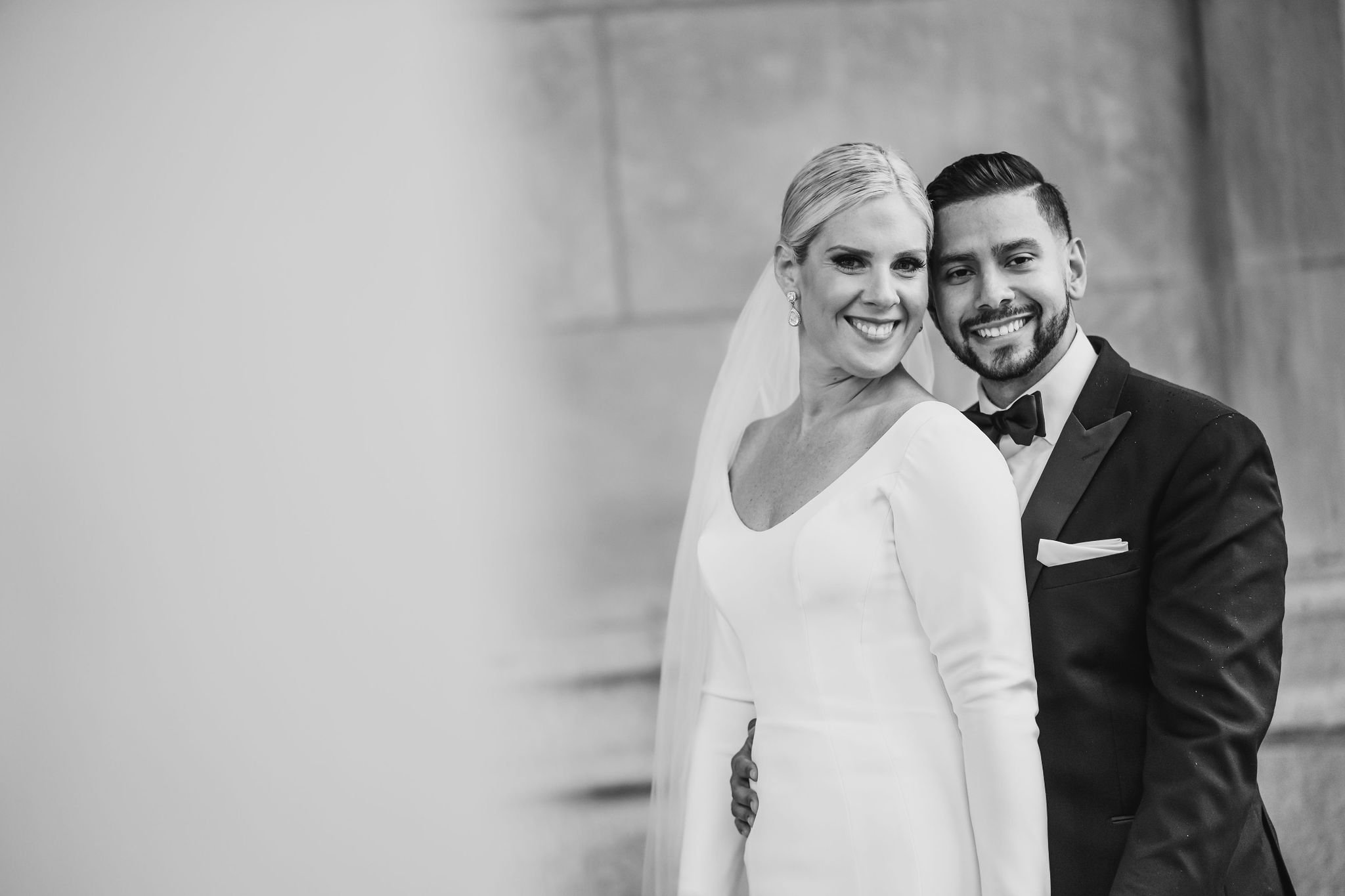 photograph of a wedding couple at the chateau Laurier 