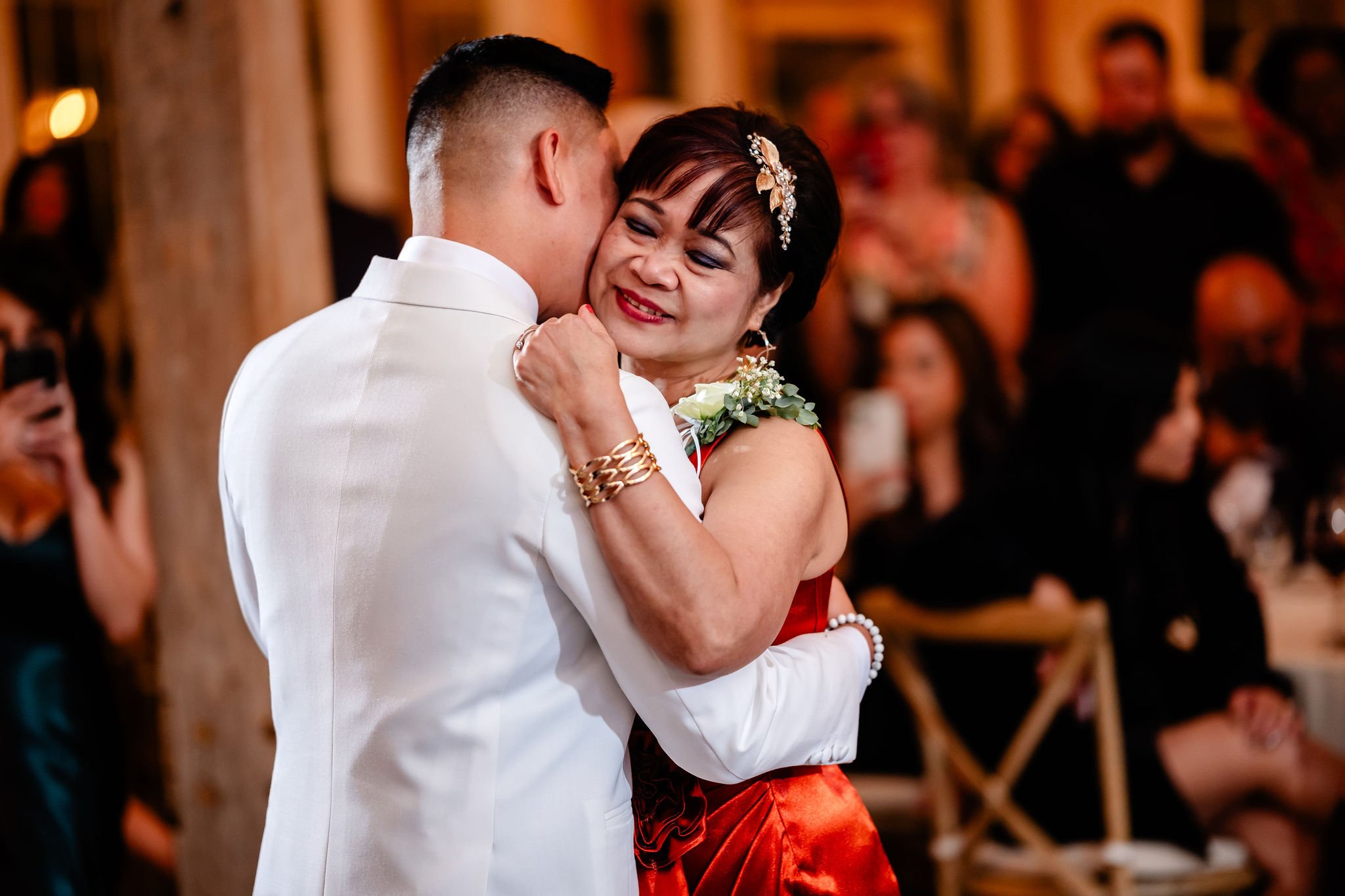 dancing photograph at a stonefields wedding